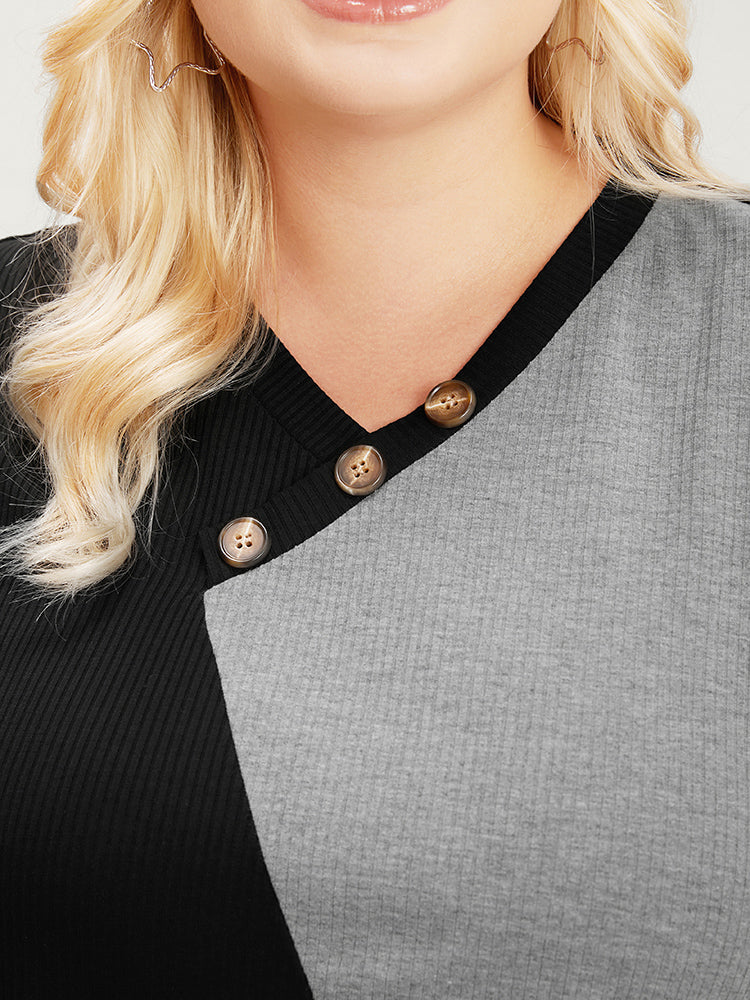 Colorblock Contrast Button Detail V Neck T-shirt