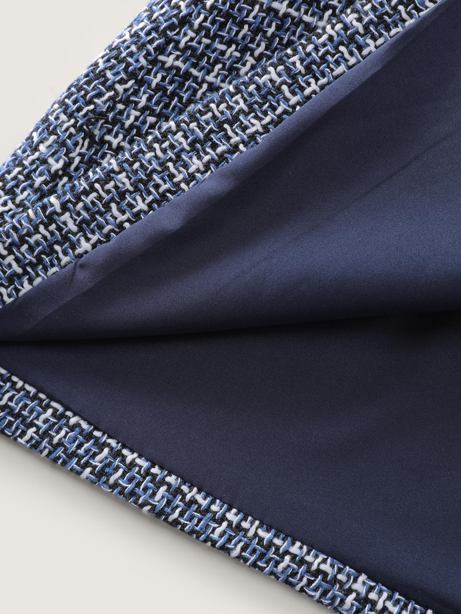 a27df5b5-4afa-4880-9294-9a6627a8b861