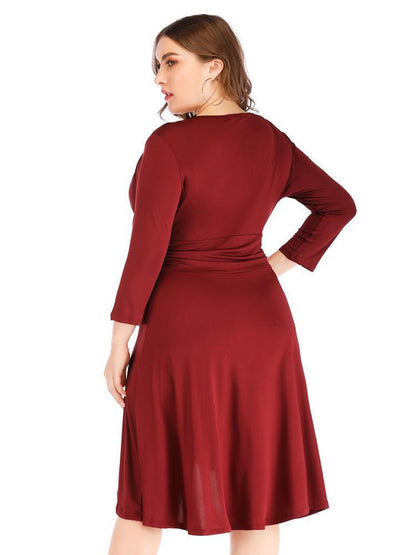 V-neck Creasing Solid Dress