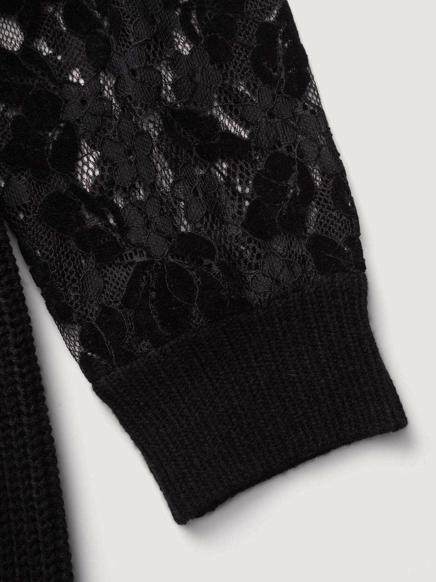 e9d376c0-63f5-4140-982f-c618bb19a560