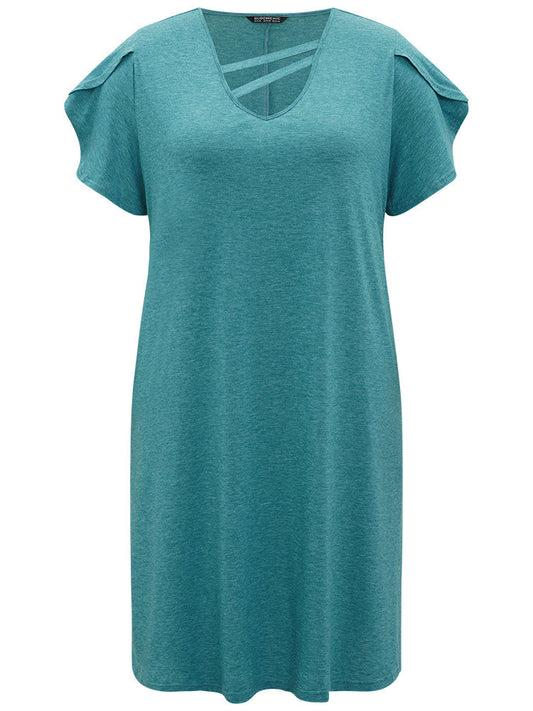 Supersoft Essentials Solid Pocket Keyhole Petal Sleeve Dress