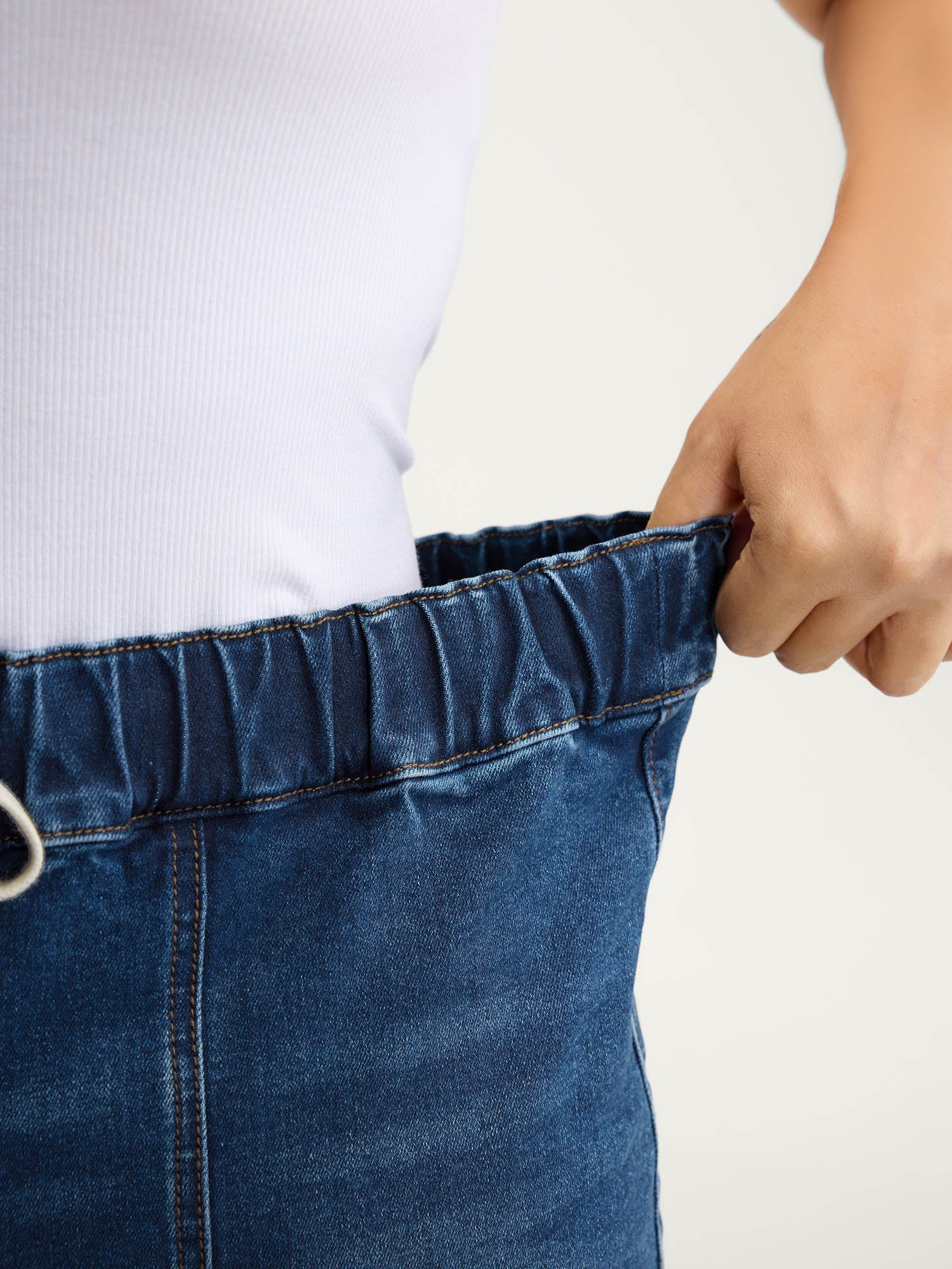 2f7dfc85-482a-47db-b0ef-319478010f32