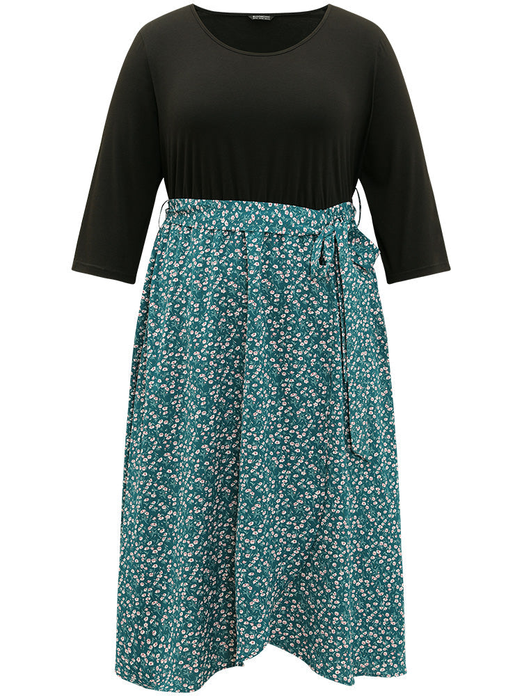 Ditsy Floral Patchwork Pocket  Belted Crew Neck Dress