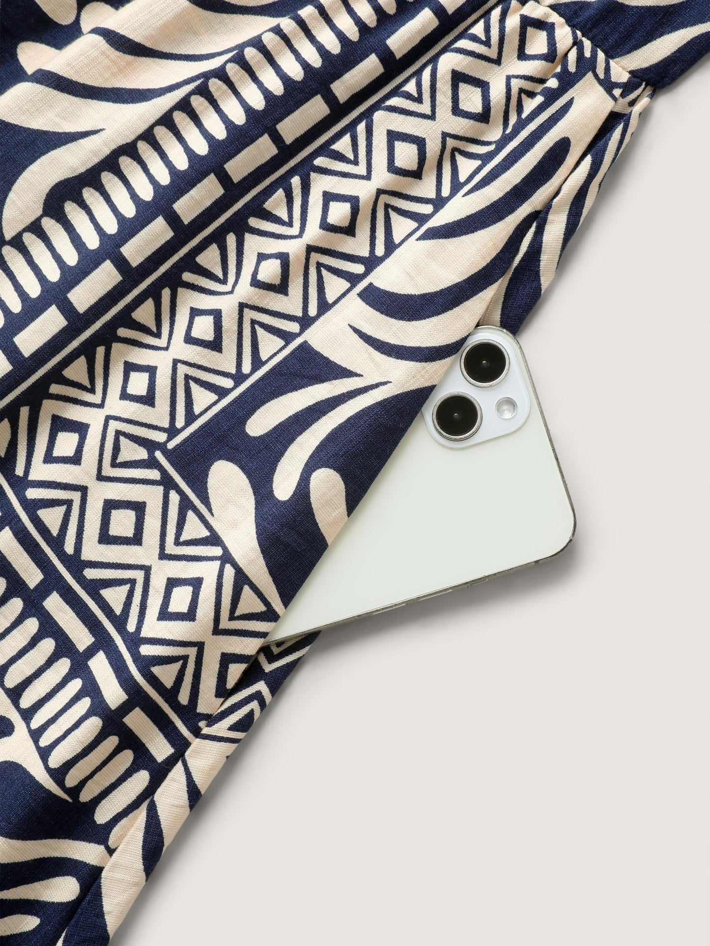 d2f35e37-c50e-4132-8d1f-fc16d1b0ac36