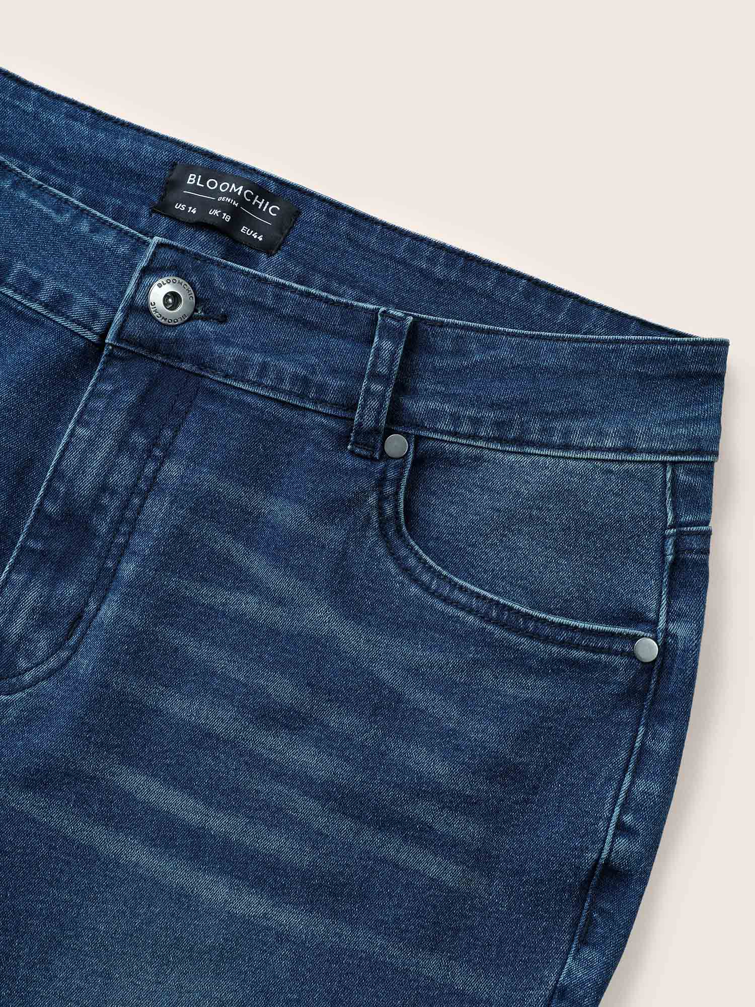 f0fb0b4a-57a2-4c12-bcb1-f33fcd5ed861