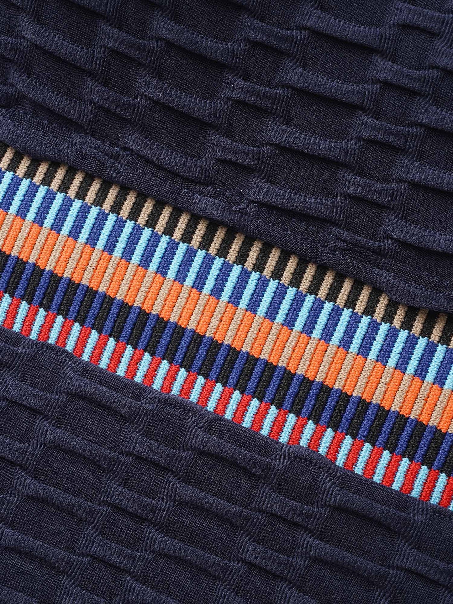 b5869916-1d35-4c24-a95d-67e324e7d322