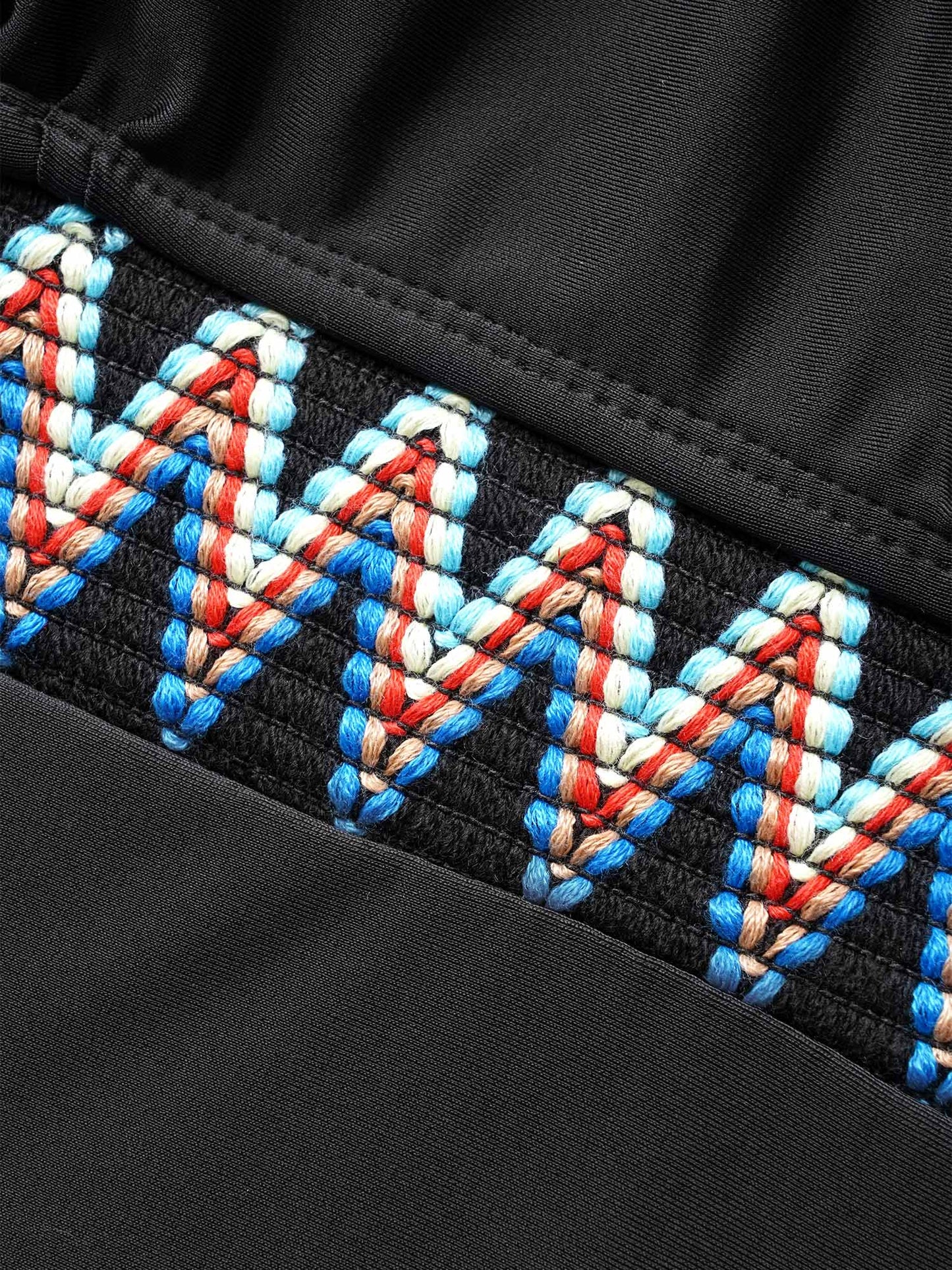 b147d4a4-fc02-40b1-90f8-0ea315b75aba