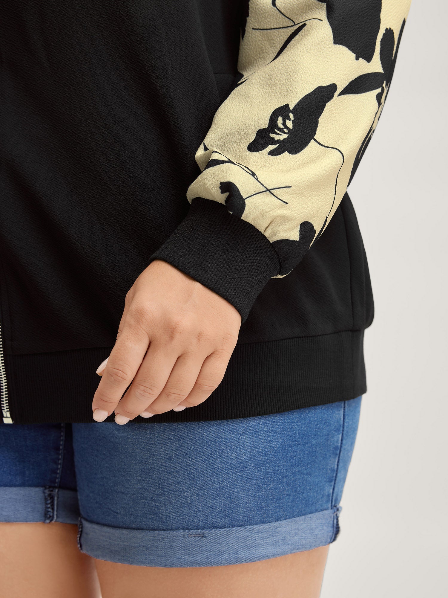 9fee6811-0ca0-412e-a3ff-4ce76b5f5748