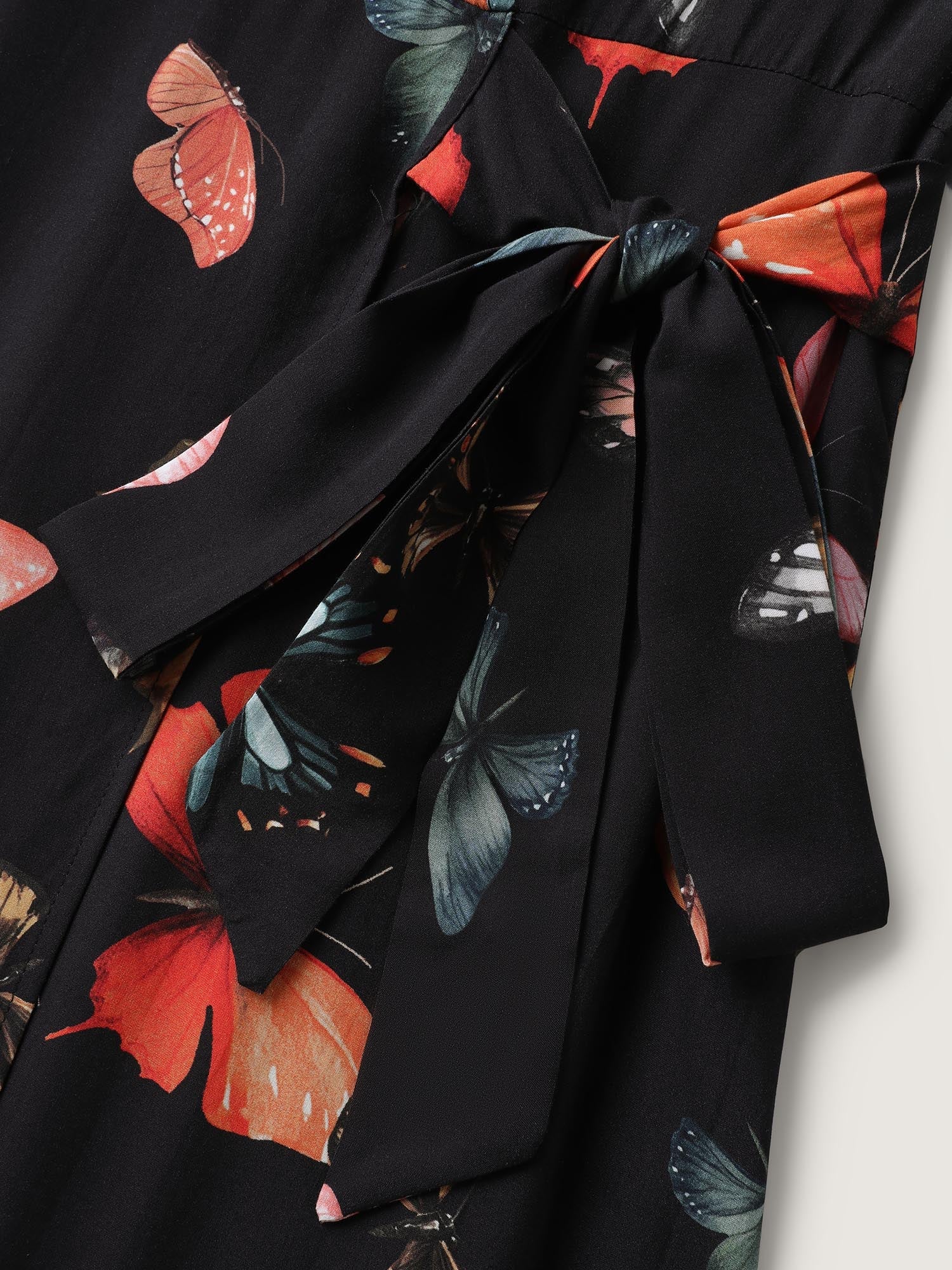 5c1b868b-e666-4324-96ca-35d45d1f27cf