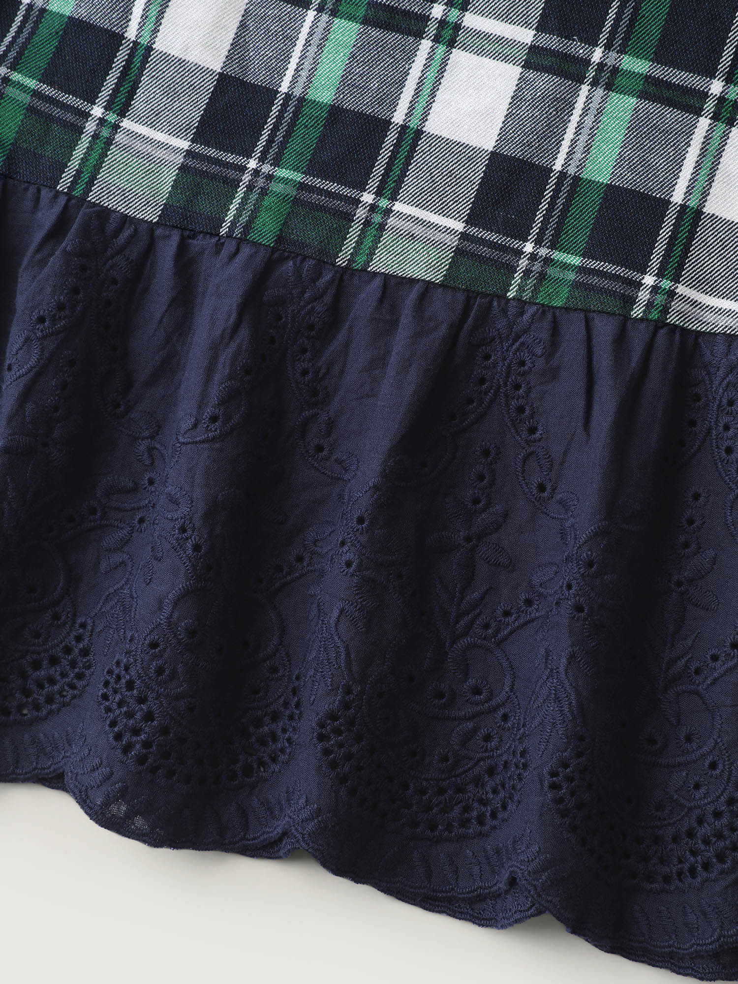 421140ed-8ddd-4fc9-ba97-3a9ba2e72f8c