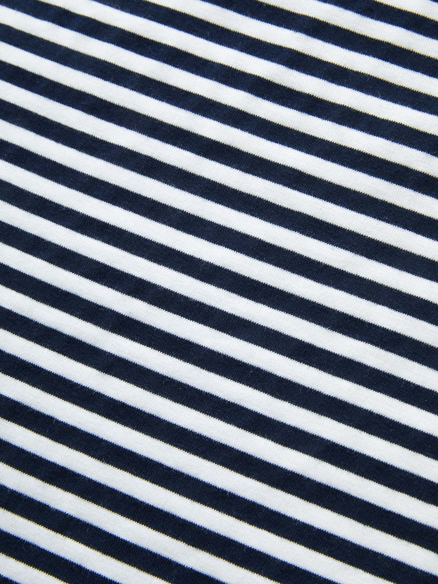 26b521b6-fdae-4cfe-b444-dfa9d2714b2a