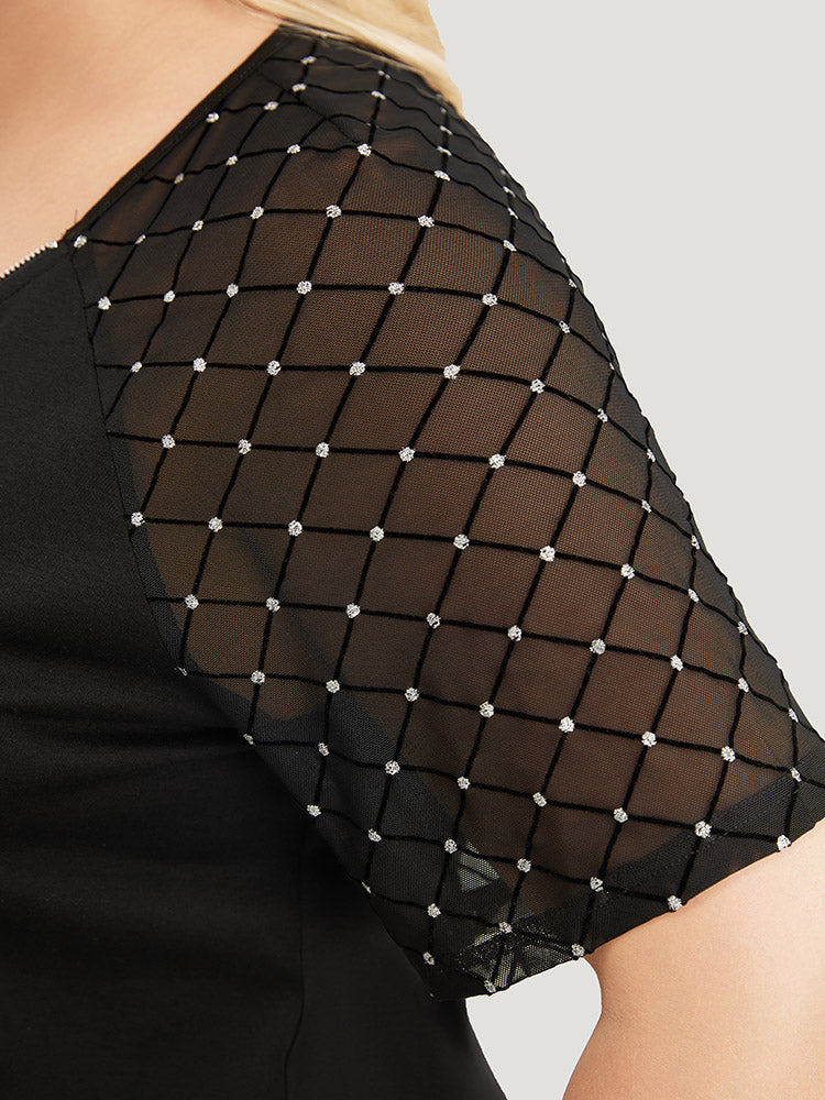 Solid Mesh Raglan Sleeve Zipper Front T-shirt