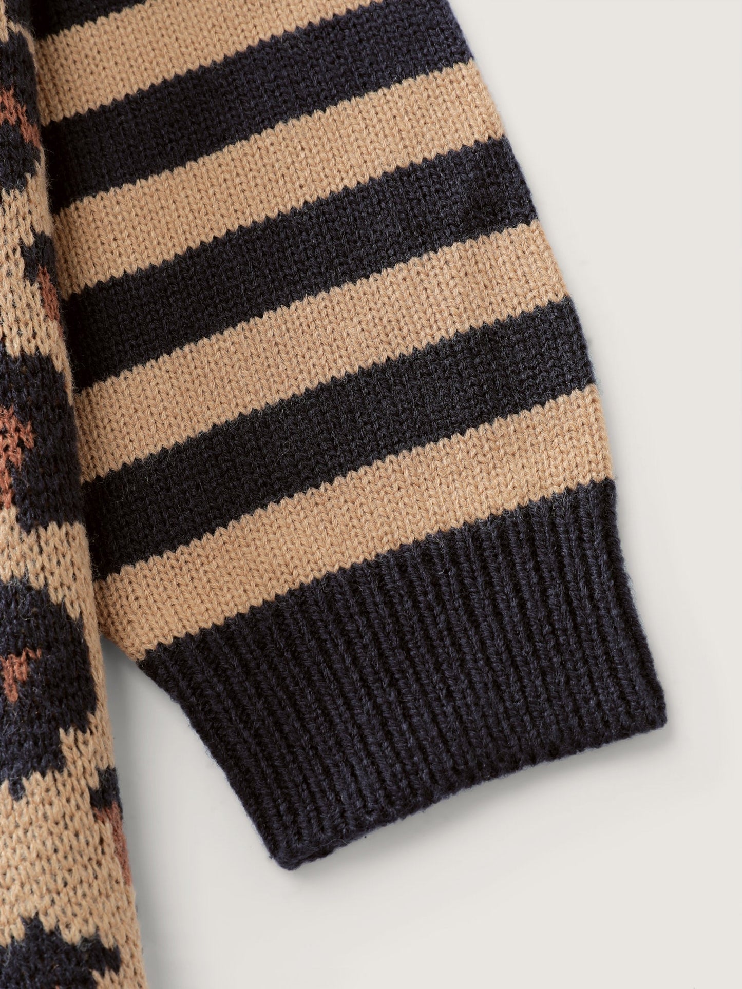 731c5d13-1bba-4fff-935a-d189185f2556