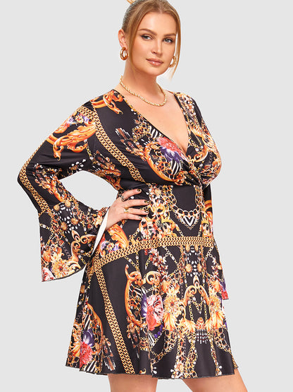 Chain Pattern Flounce Sleeve Dress
