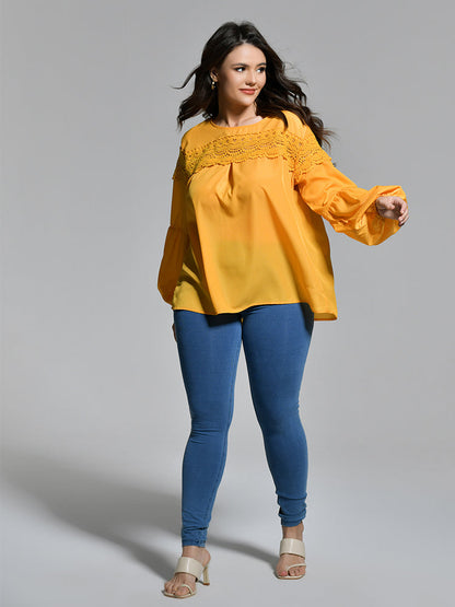 Keyhole Back Guipure Top