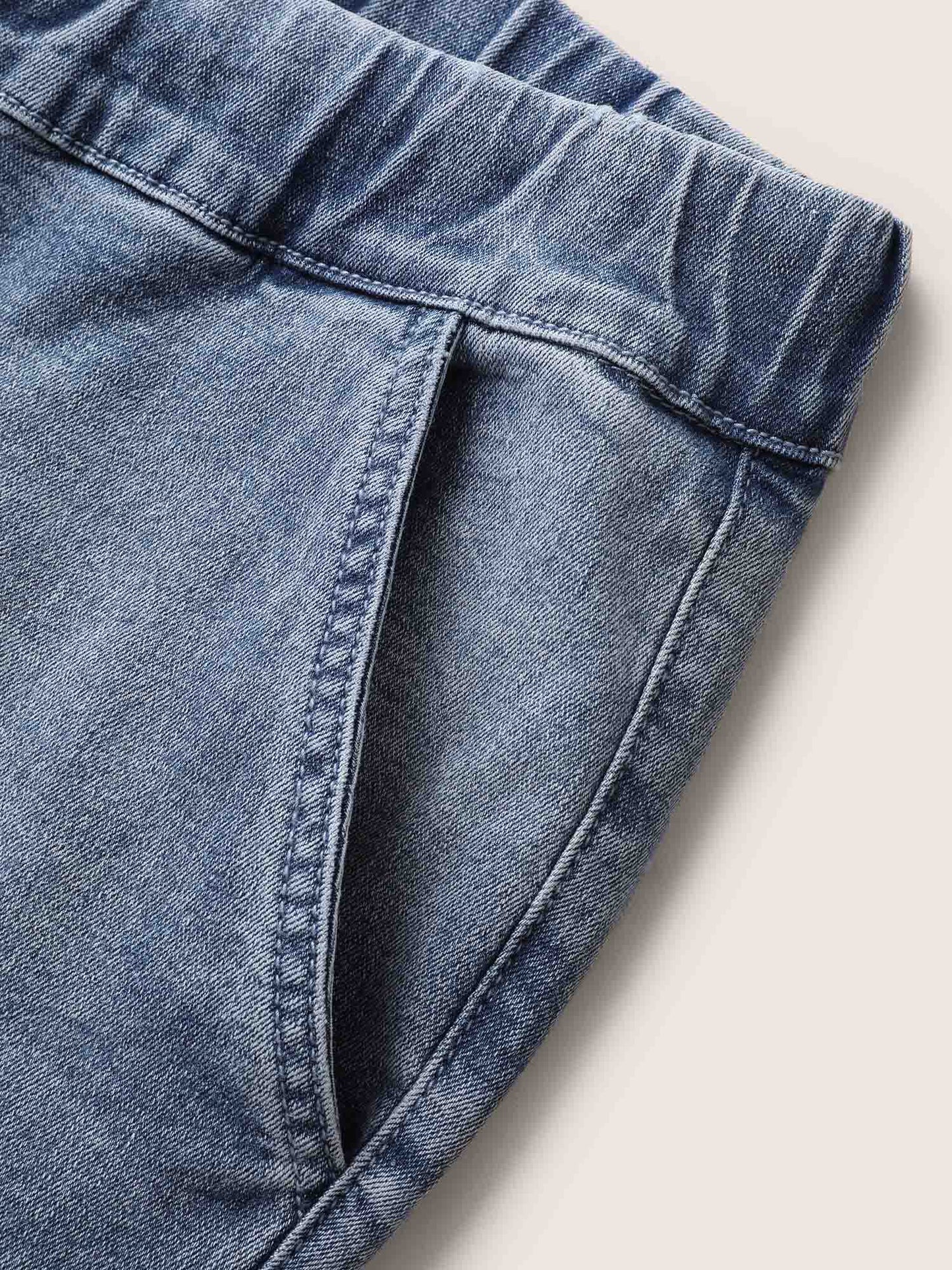 f518d113-d2b5-4a8d-ae18-8104e581d279