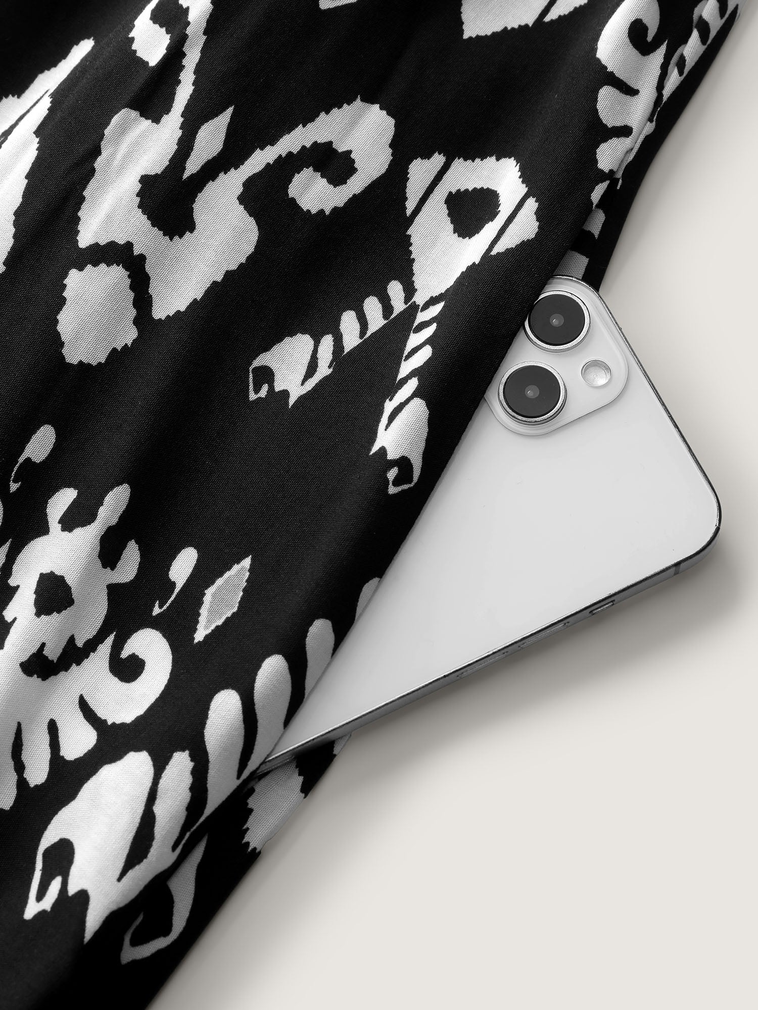 0fd69655-cdbe-4e71-894b-d550bf673c3b