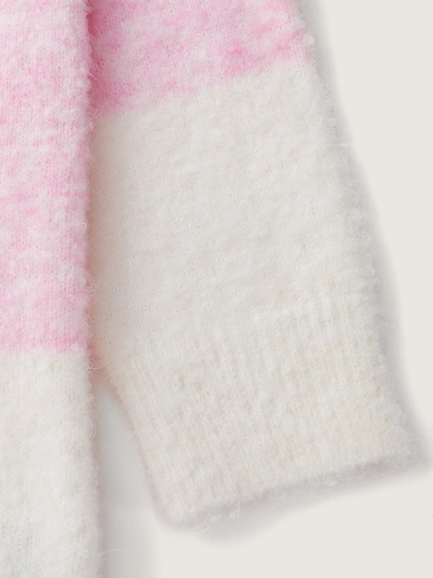 b4d7b9aa-3b73-4e0a-ae0c-24aea90124ad