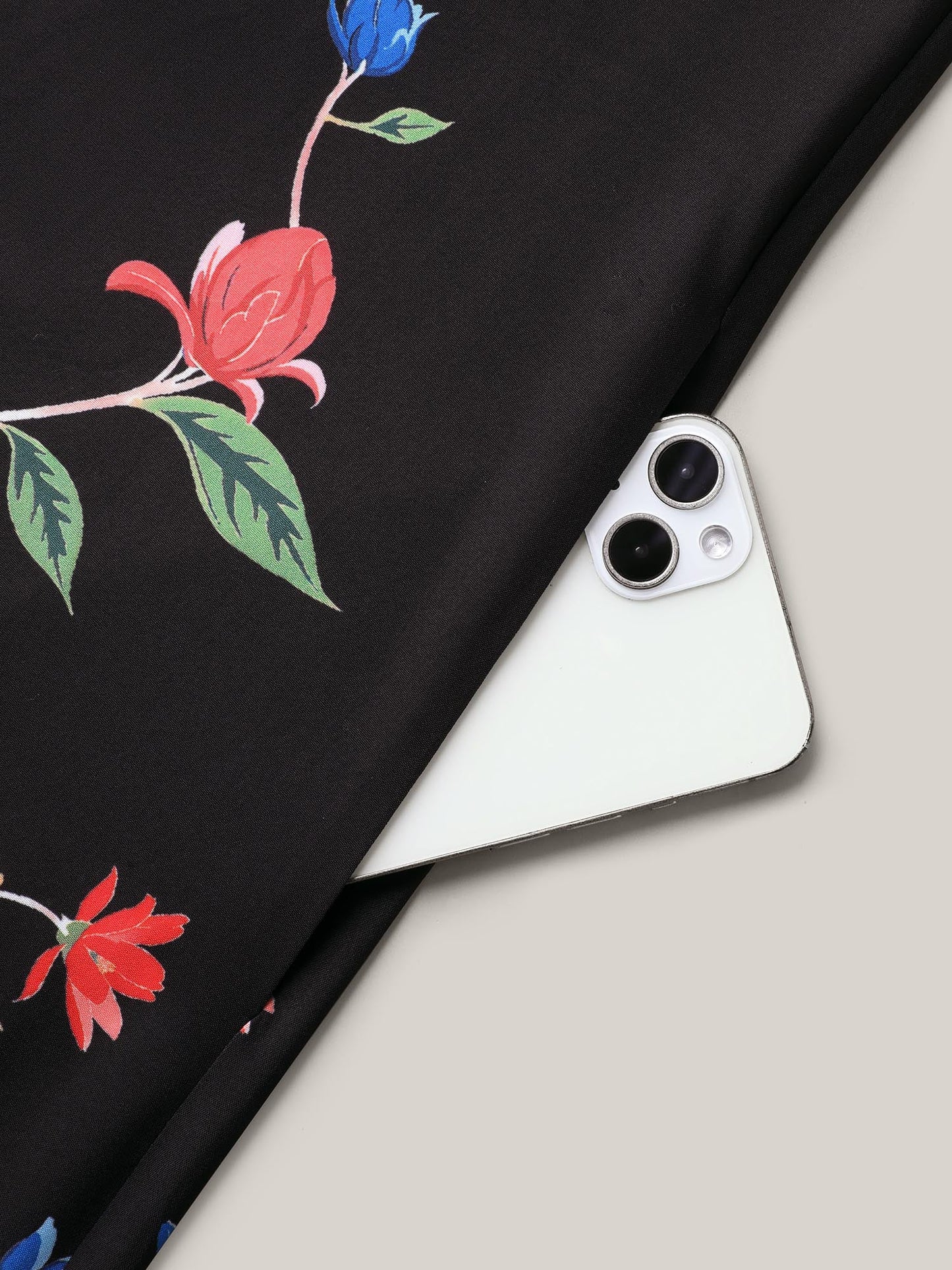 7ca960f9-9249-4327-861f-f754599560b3