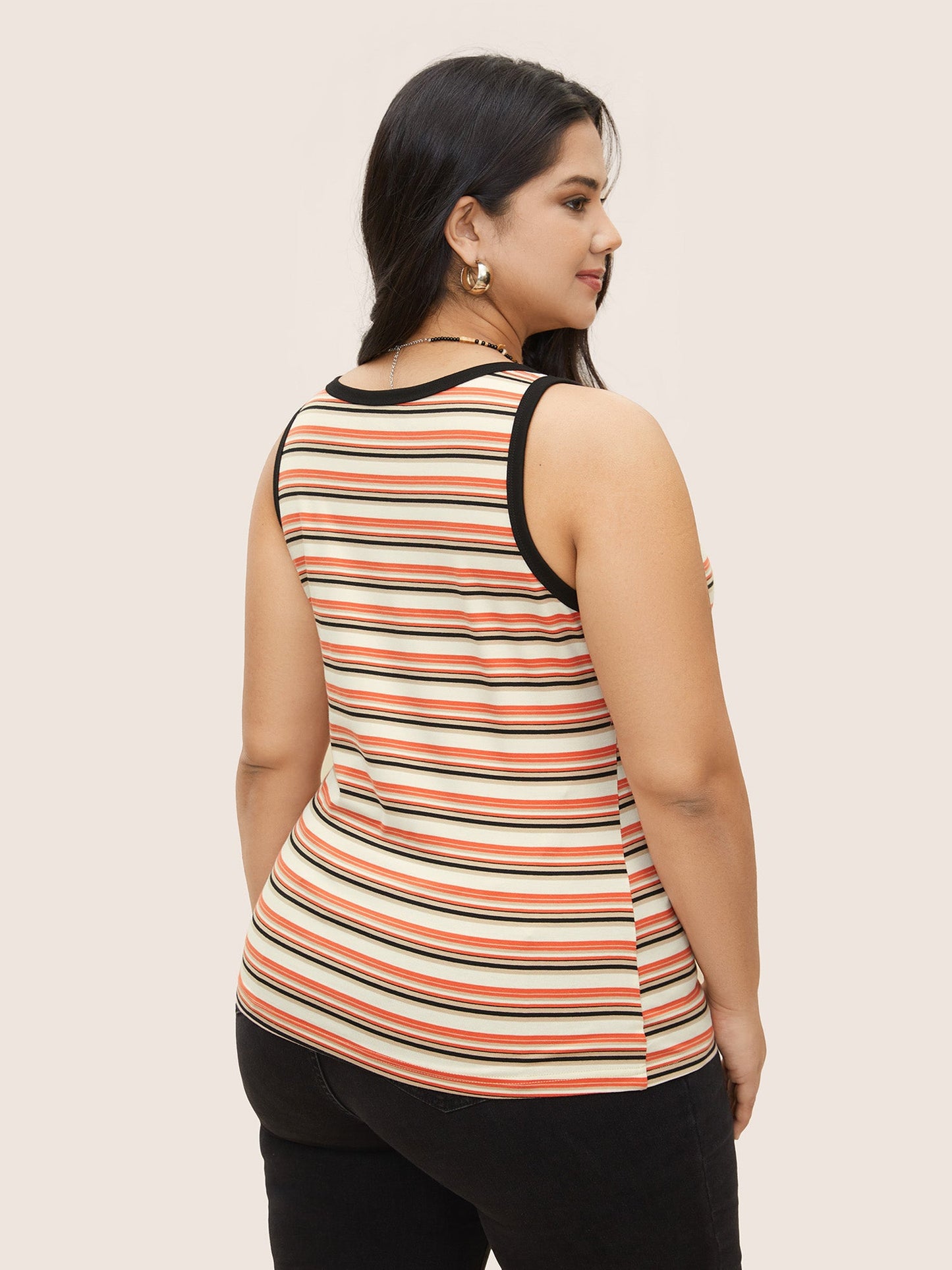 e4f28f36-5d5b-48dc-8f35-9b2a32537816