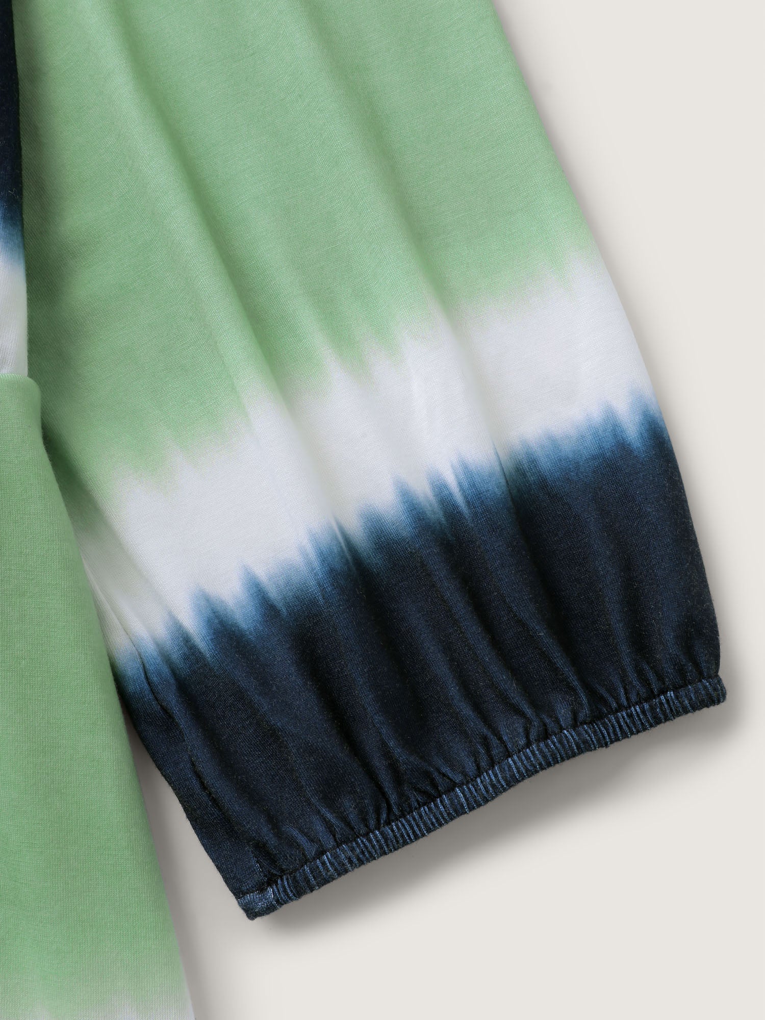 57efdf37-1771-4abf-8d12-69ff6dfad618