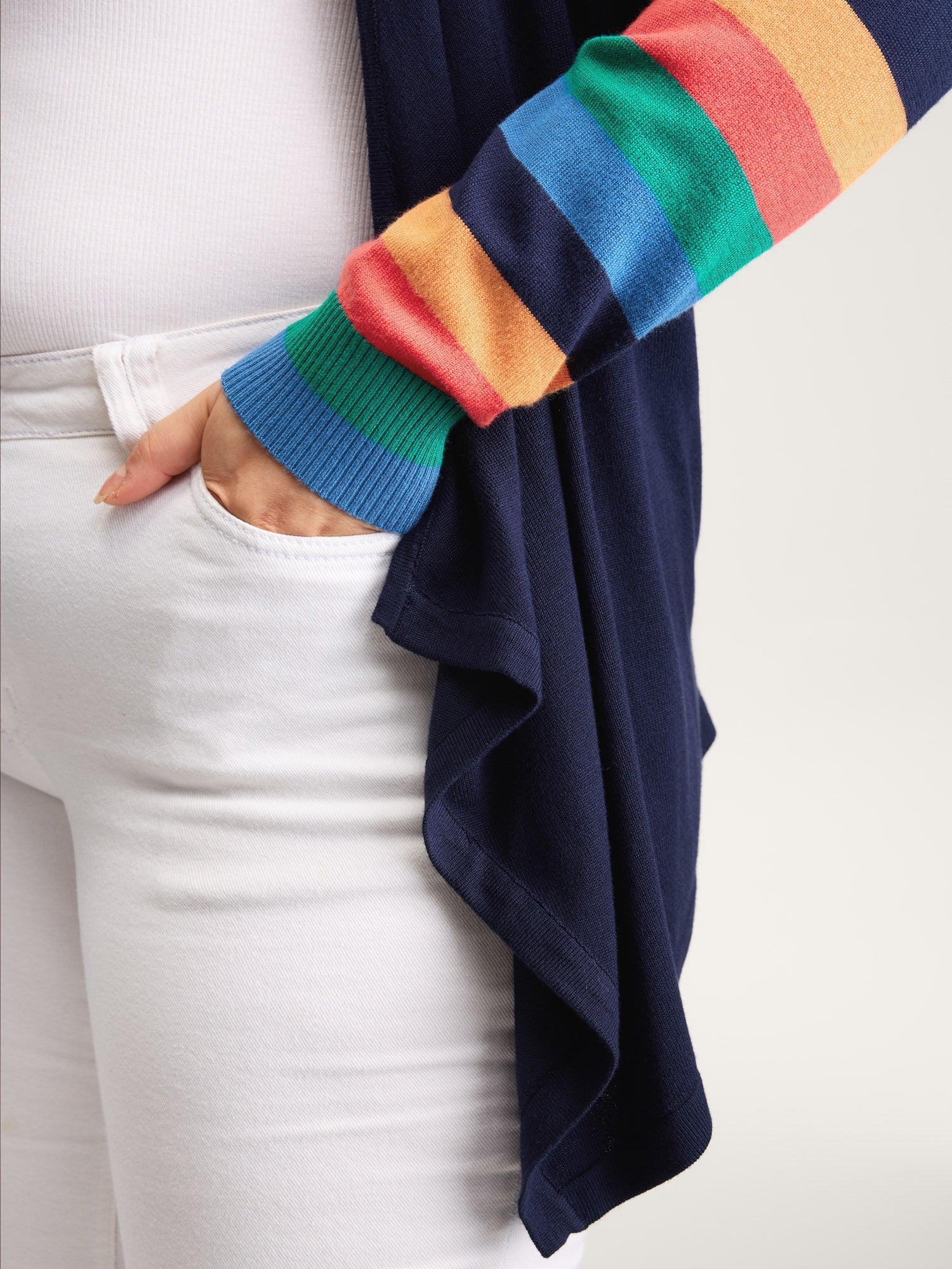 0a104db0-3a45-4aca-bc27-026165448844