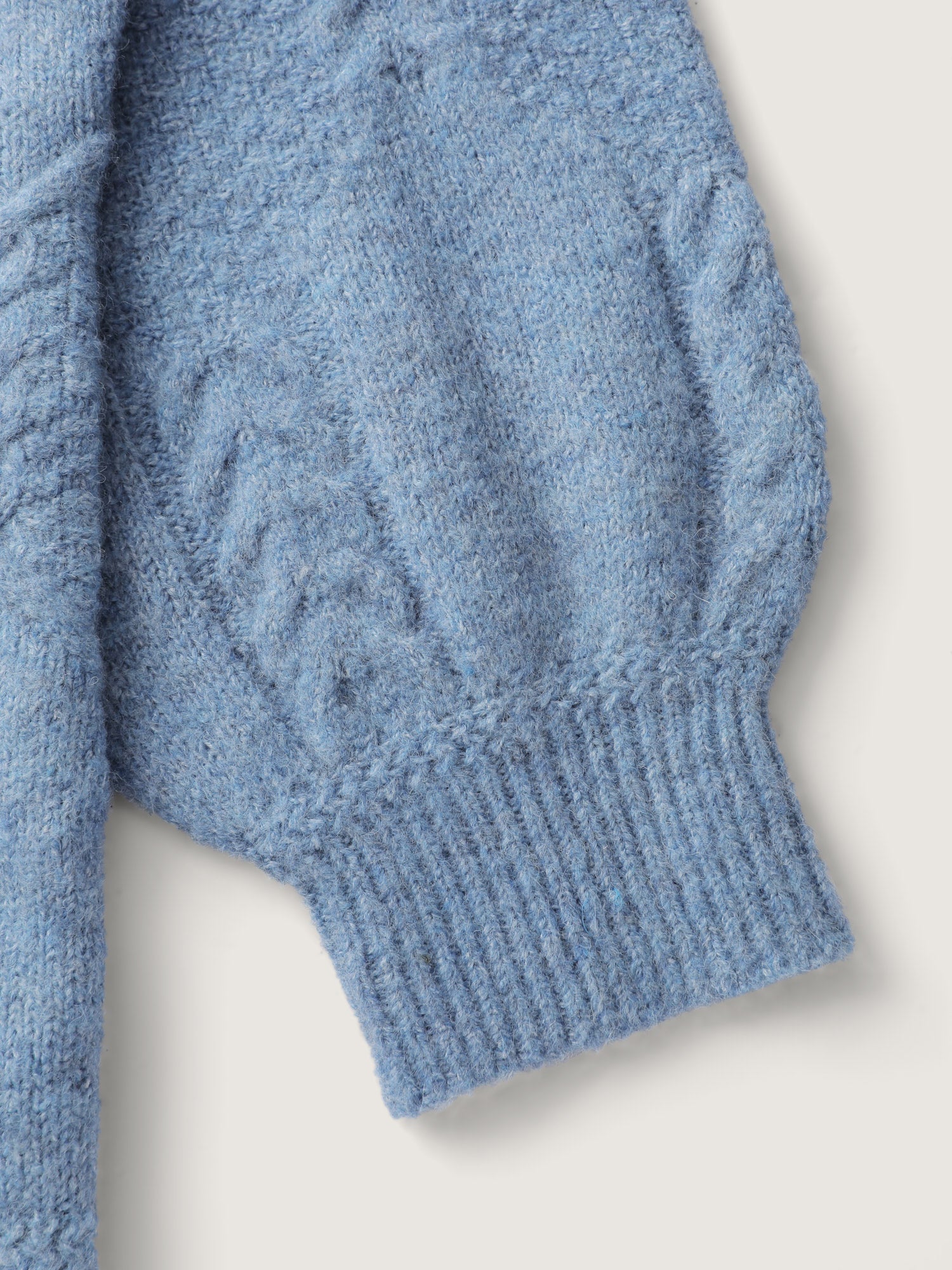 8cbf0bbe-cc5d-4f58-8319-5e4cf8b982a4