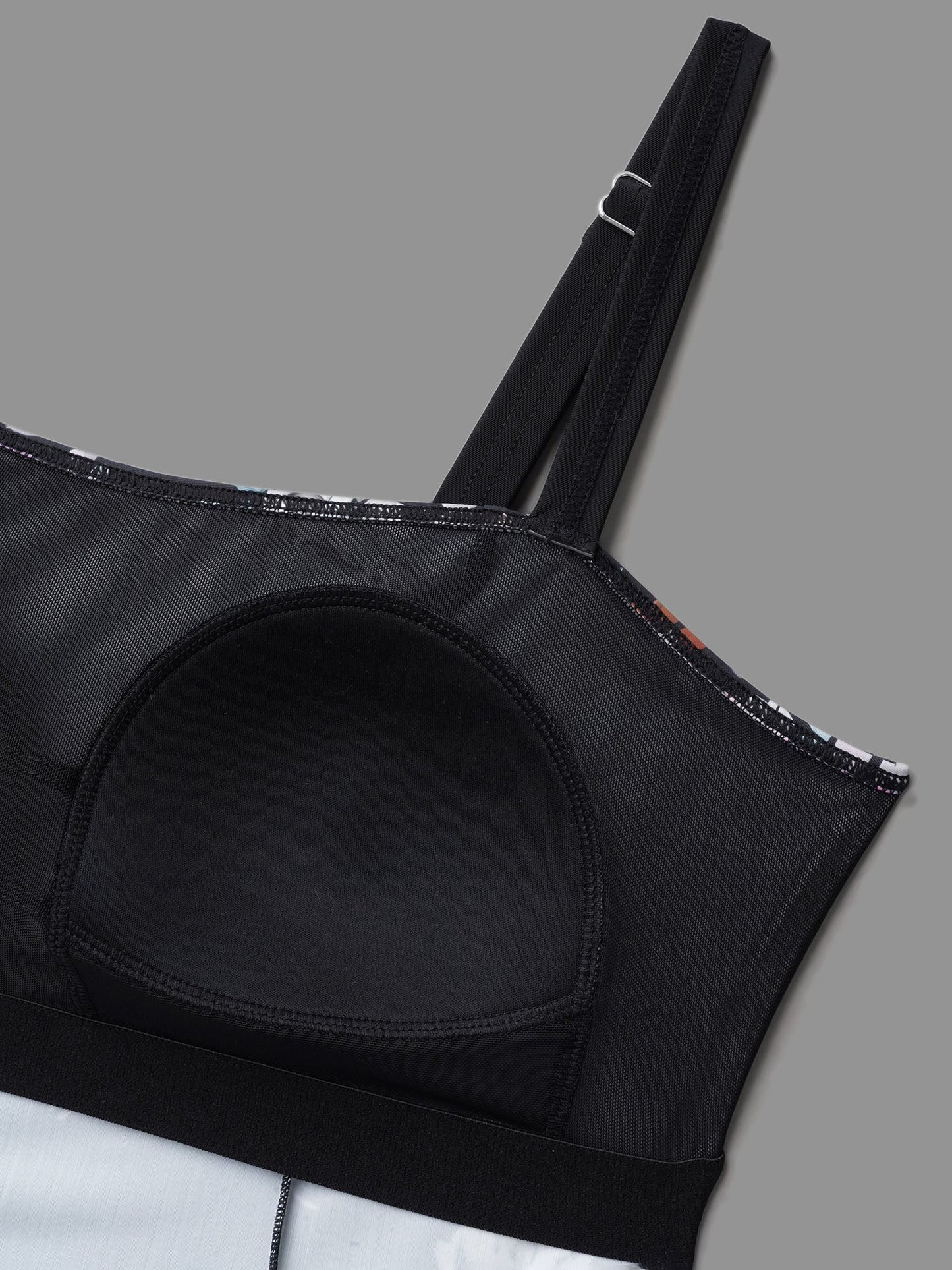 60b52675-f1ae-49bf-8560-69ae3a413783