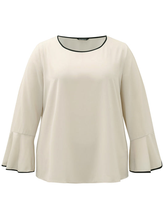Contrast Trim Bell Sleeve Woven Top