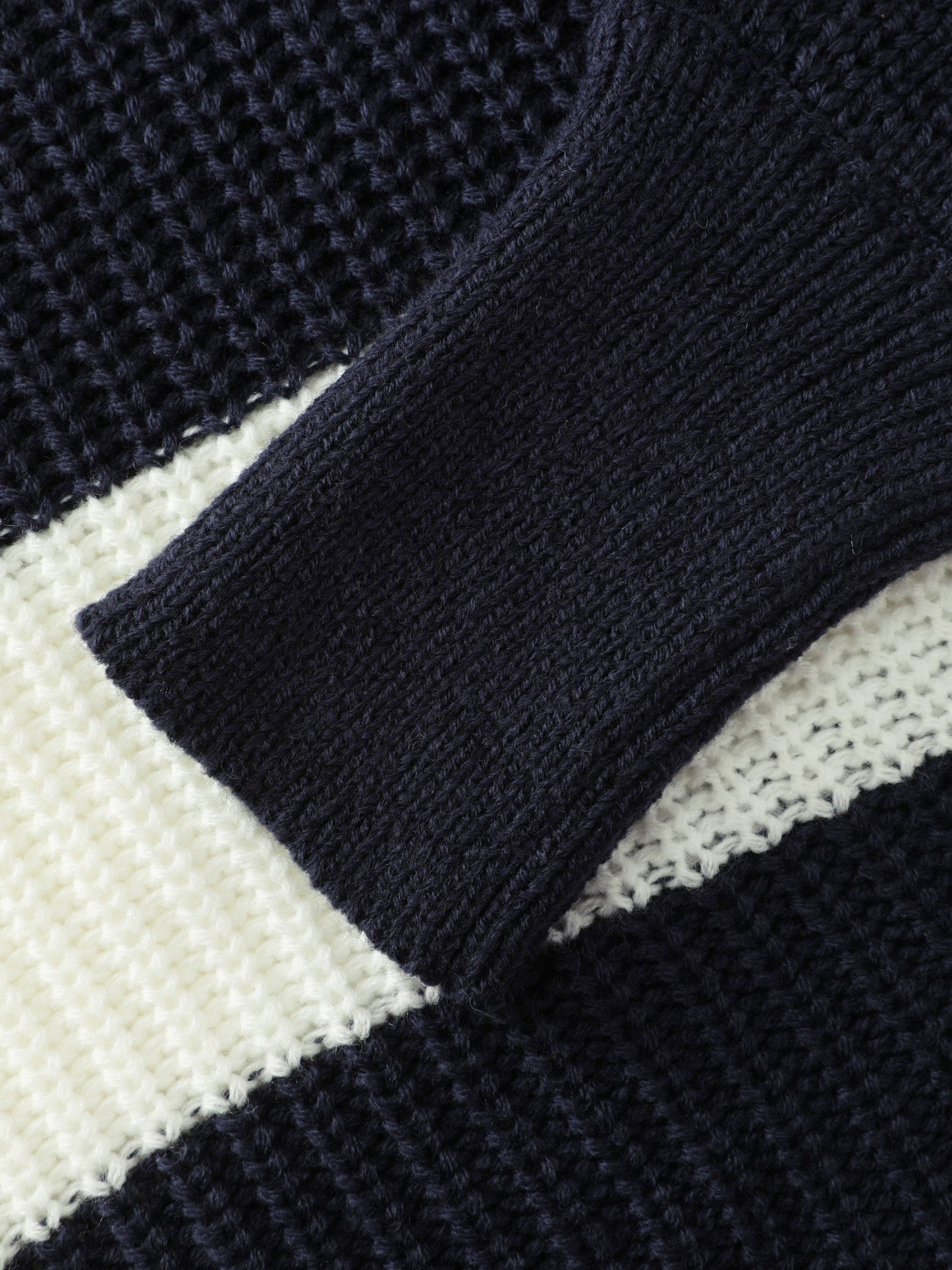 2b78fe1f-9598-4cc2-815b-e2cc91f55371