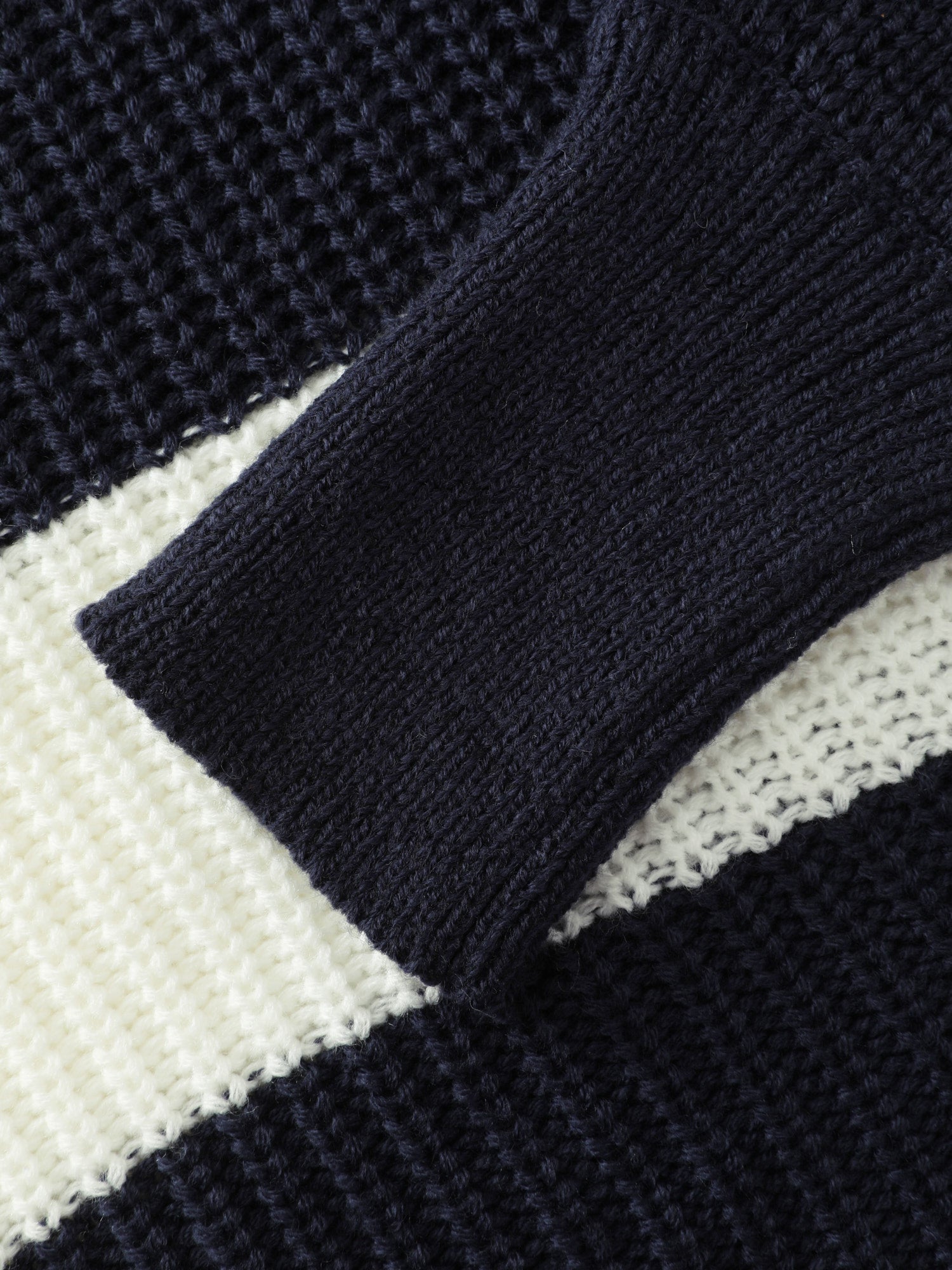 2b78fe1f-9598-4cc2-815b-e2cc91f55371