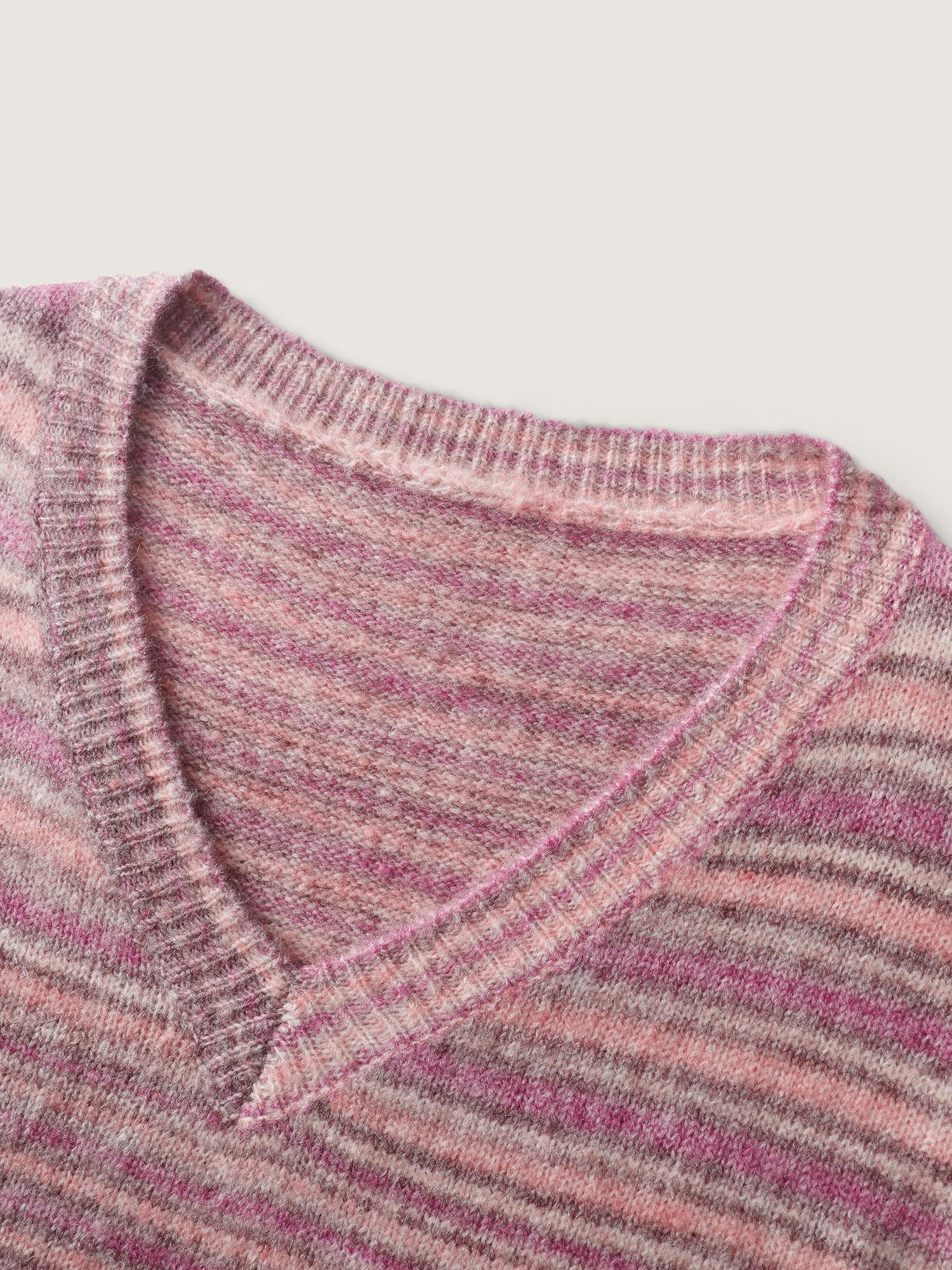 c29a0fee-c65d-40ed-8a56-028326e265b4