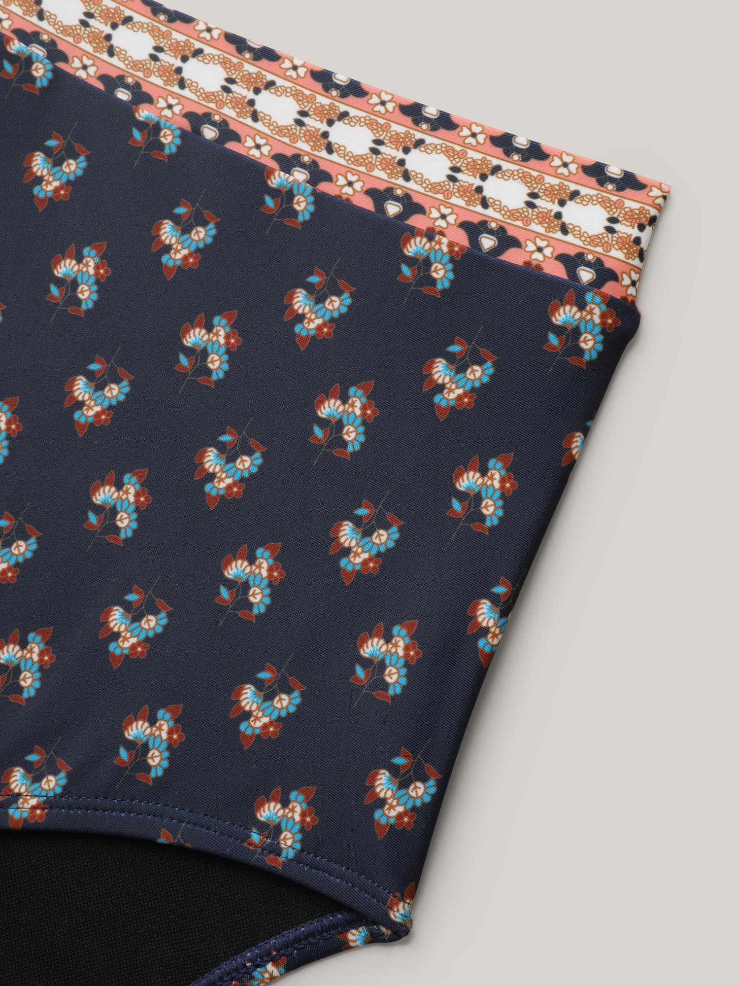 7c6265d2-87b9-4f45-b867-d8a1dc49b0f3