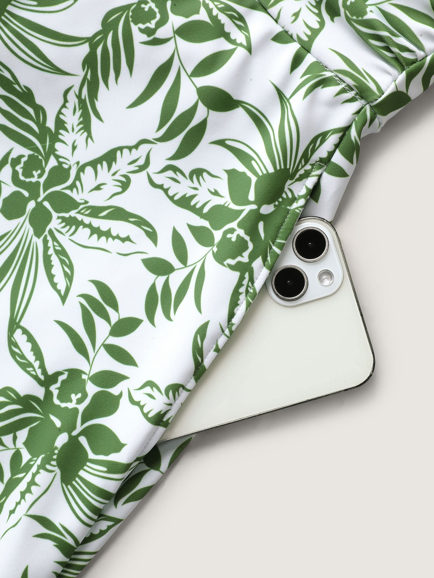 c543f7dc-5fdc-40a1-bb19-f2f992045666