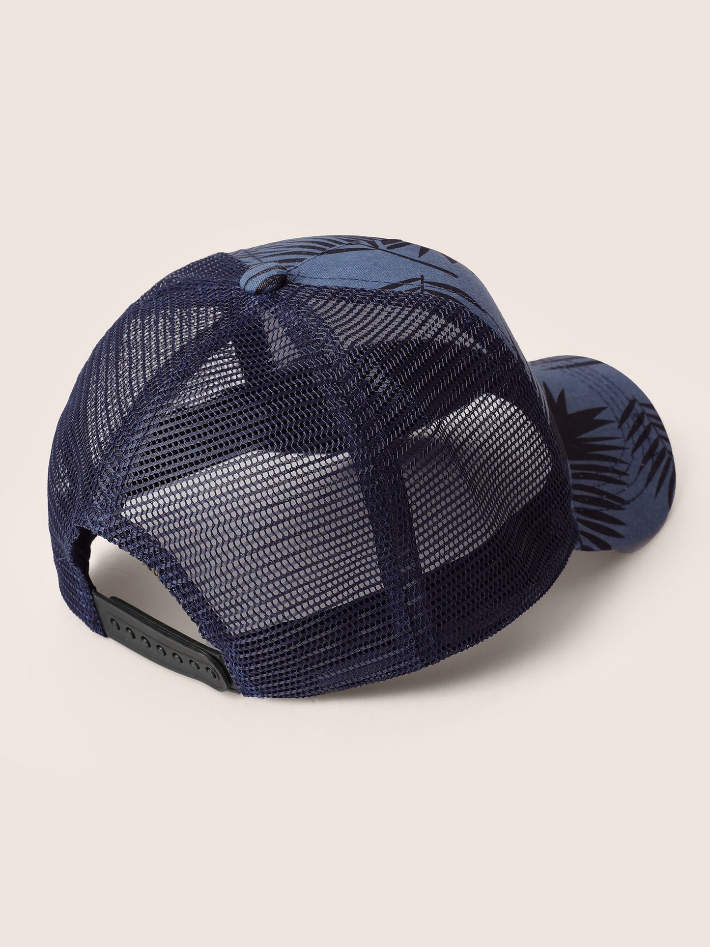 73503845-e960-460b-96b6-2ae279501f8f