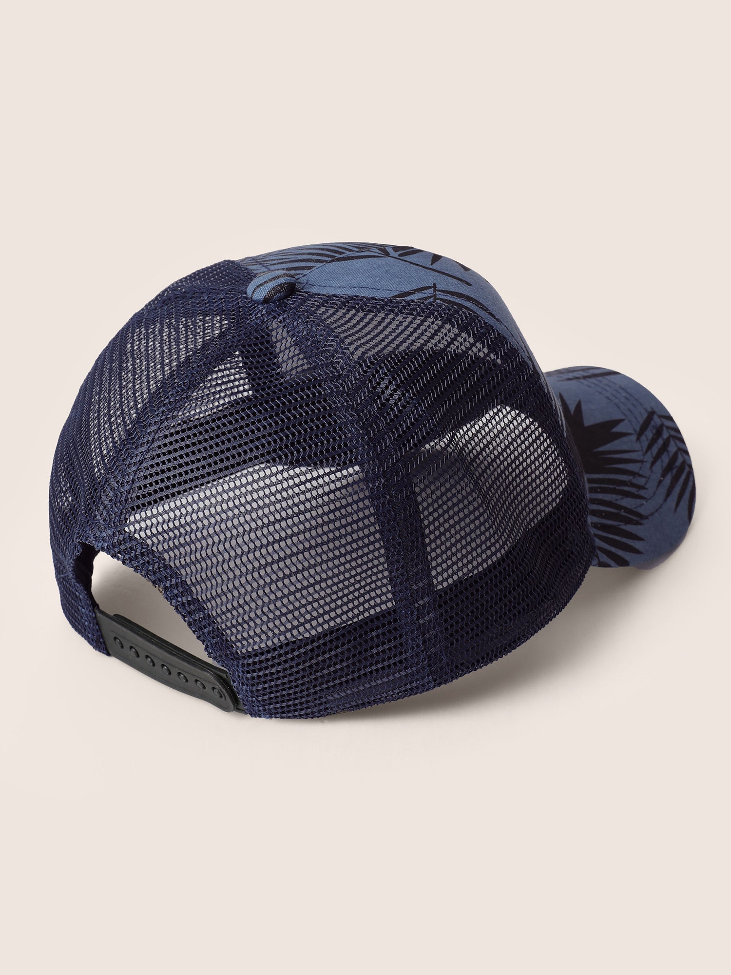 73503845-e960-460b-96b6-2ae279501f8f