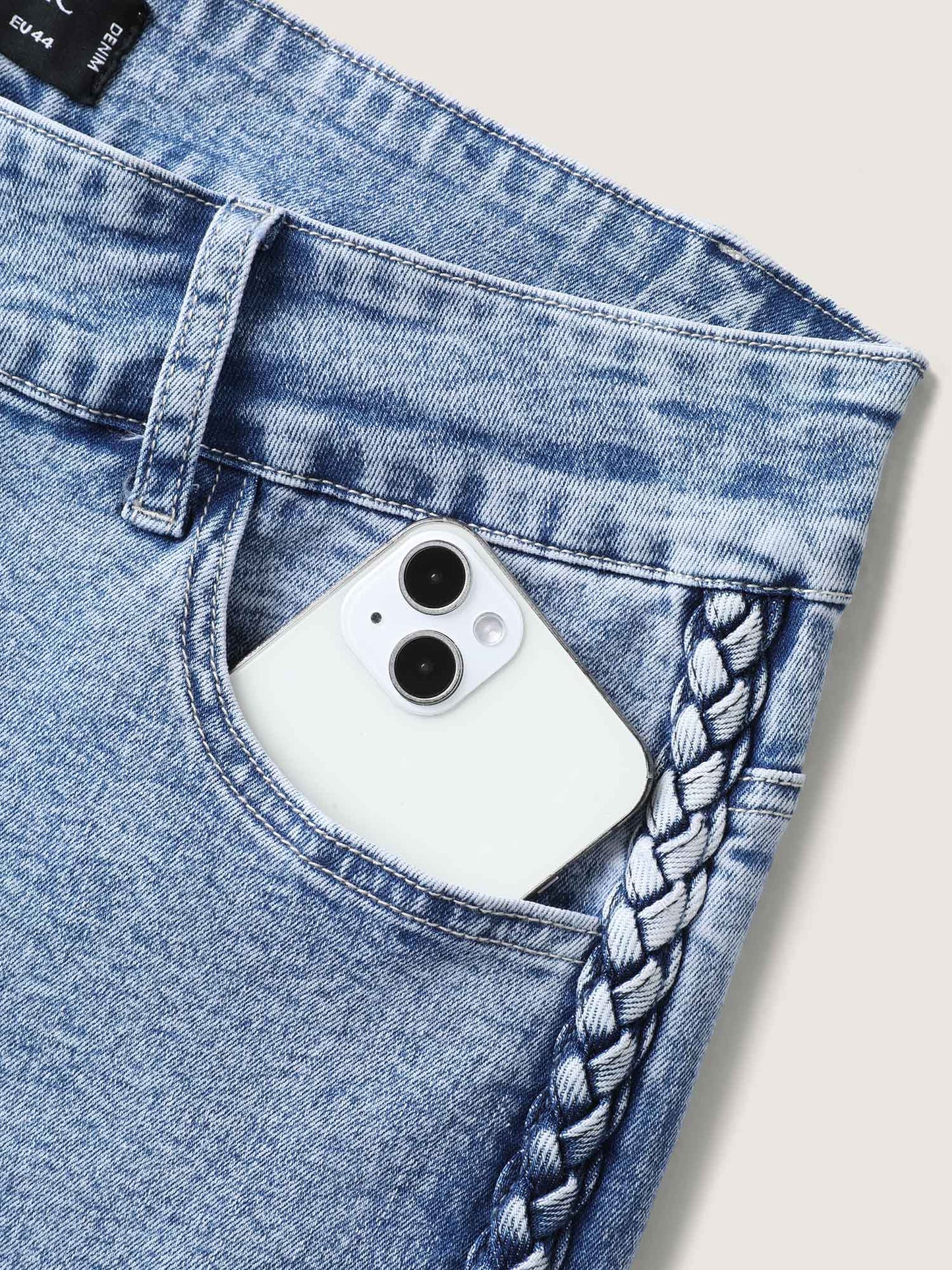 49e52b77-4503-4119-92e3-dbfd5f23e3f2