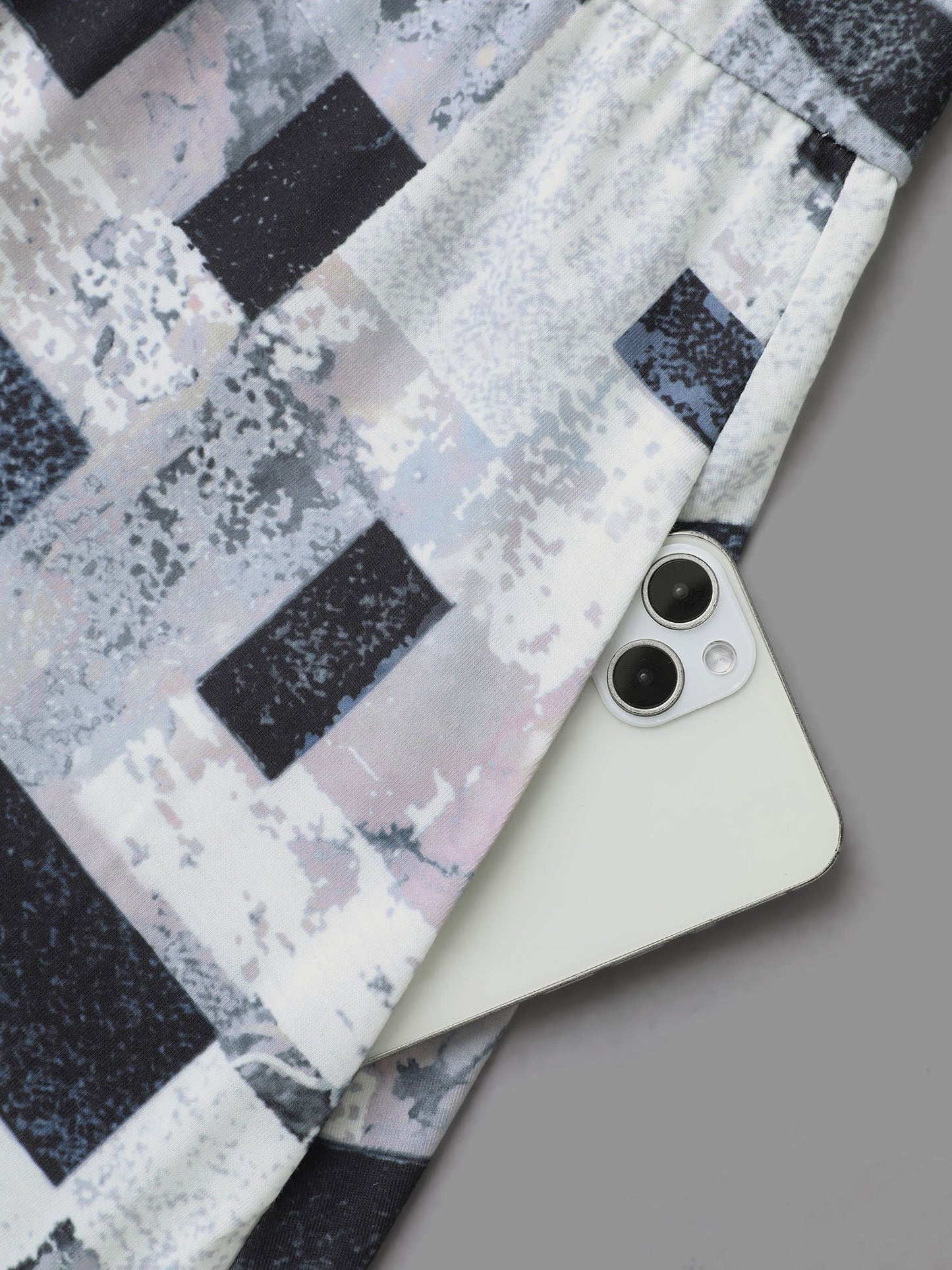 ea9a8ccf-5dfe-413f-be97-4dae7244651a