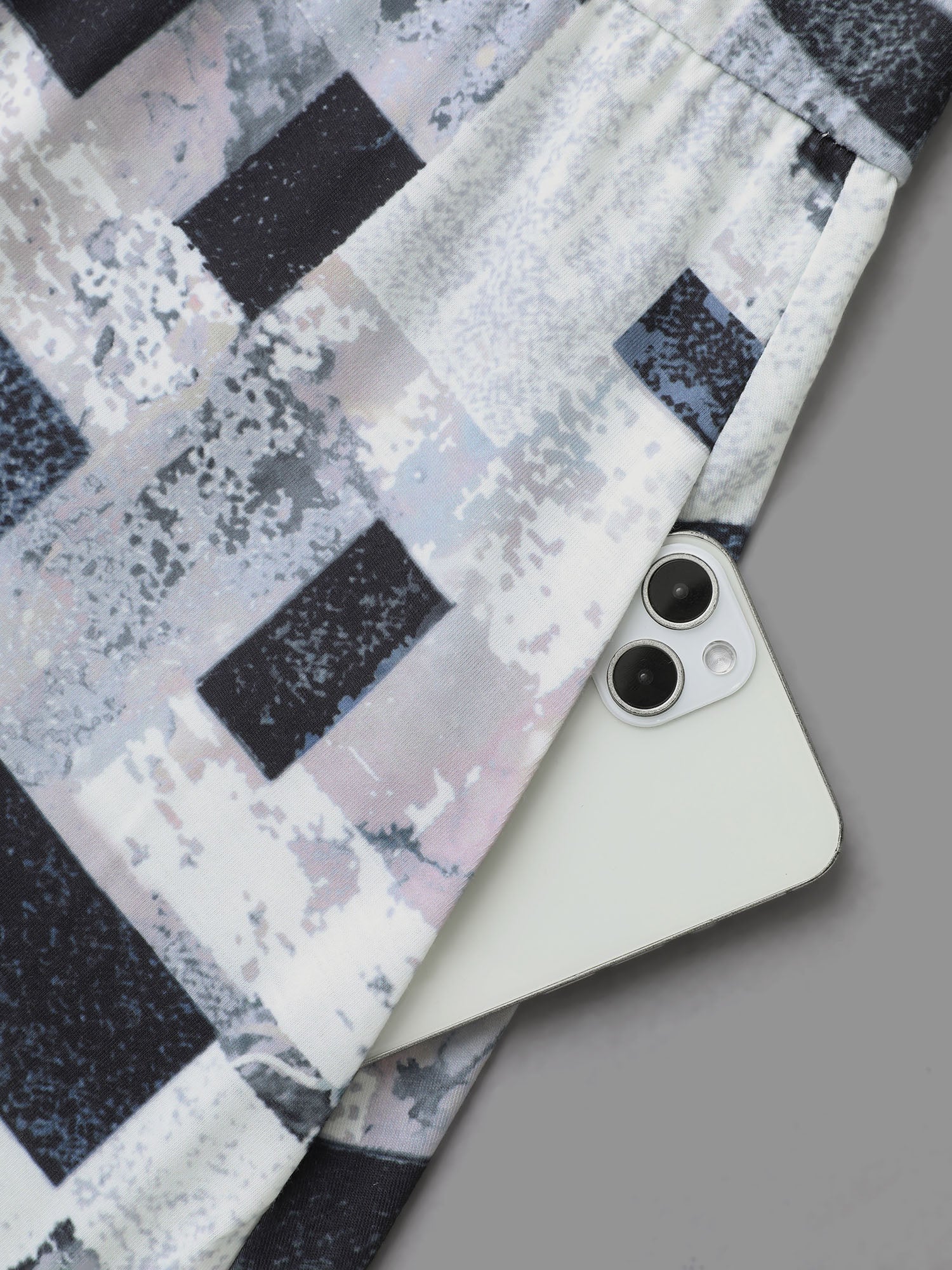 ea9a8ccf-5dfe-413f-be97-4dae7244651a