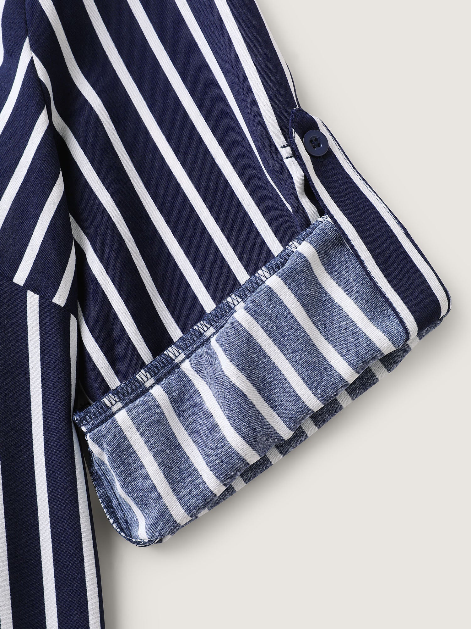 b6221fbc-965a-4ff0-9de4-e91543eec881