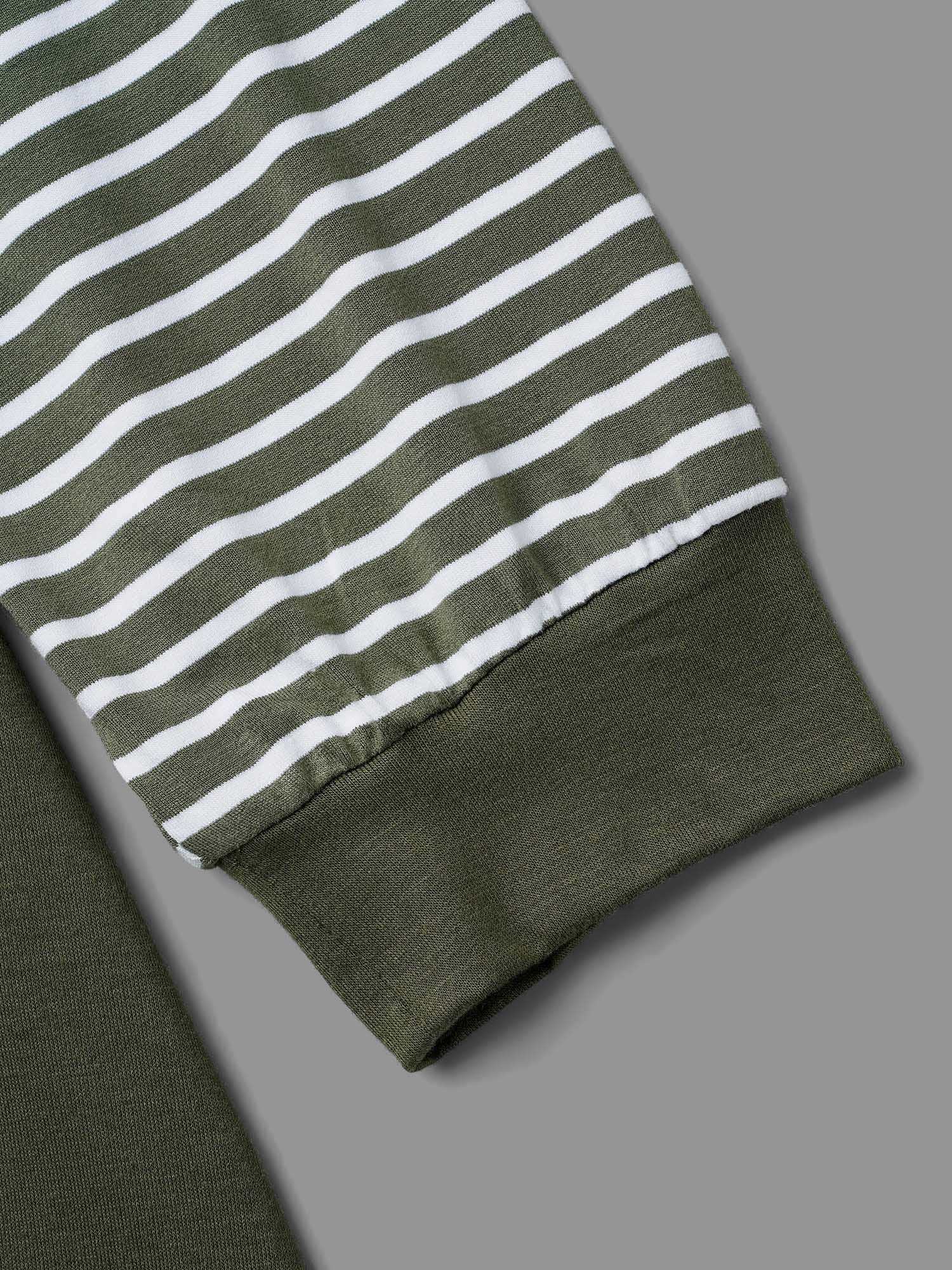 8fc921f3-4084-4104-9125-12556bbaa8d0