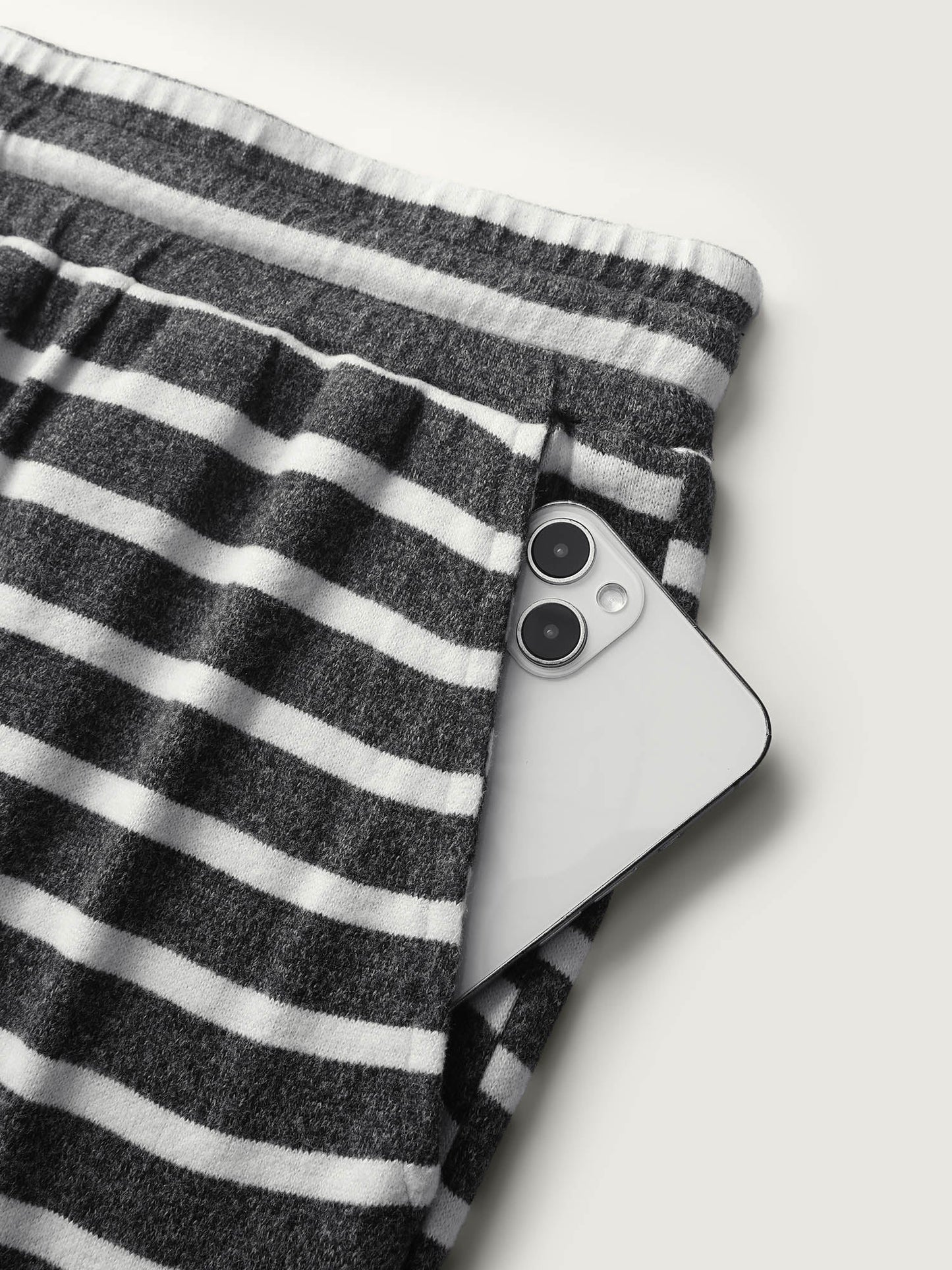 0512782c-8bff-445d-9ced-e1e09e46c740