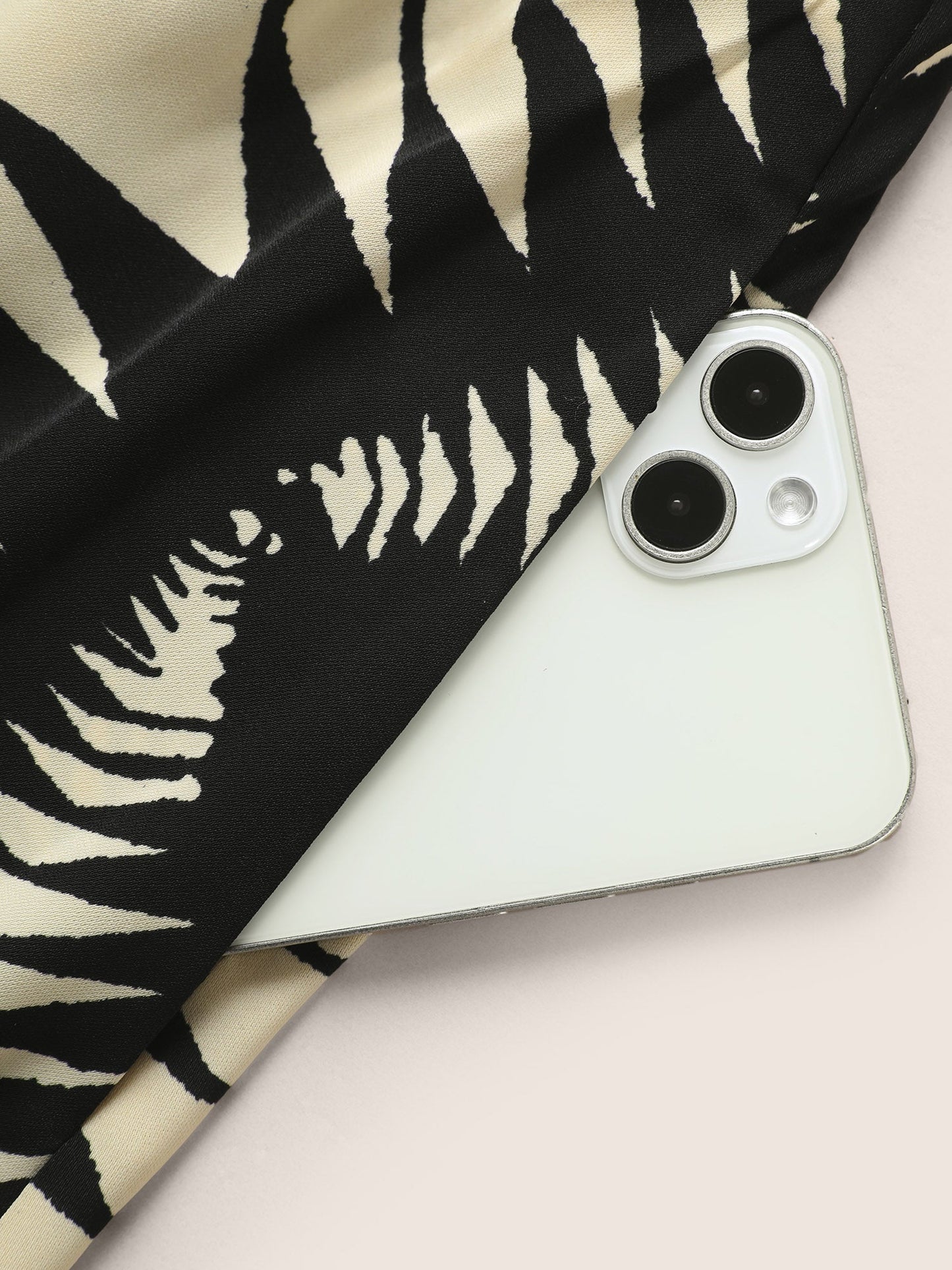 02a1eb34-b972-42e5-9a7c-fbde73ae8502