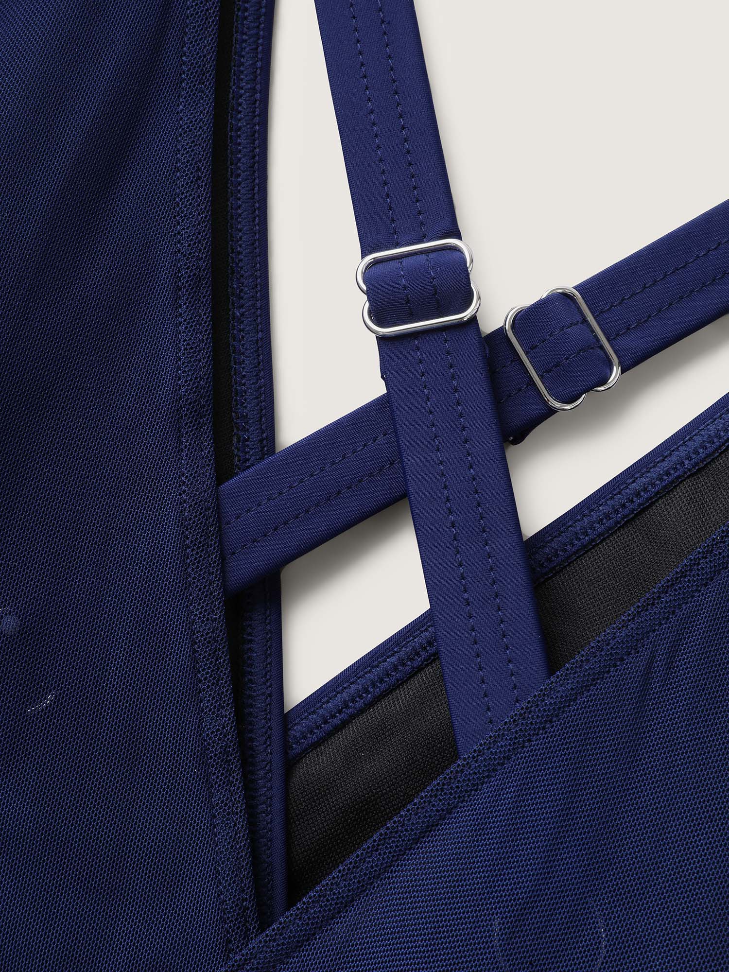 8b2f9dfe-c862-4c55-bd14-45b6a3c0c495