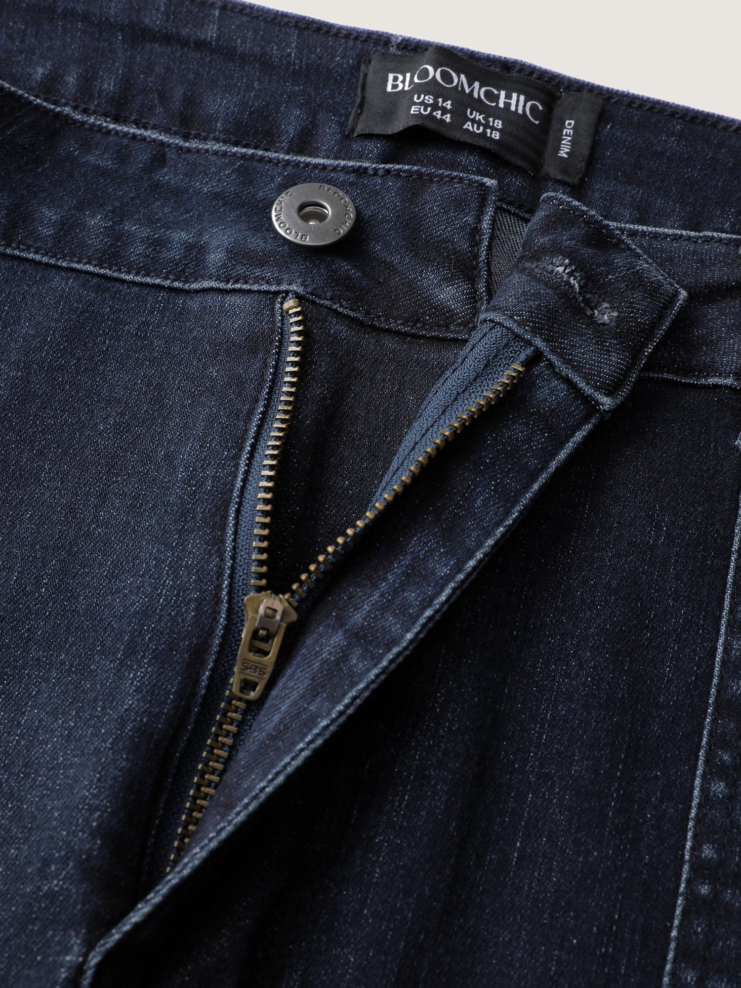 f6590cbd-26e3-49df-a88a-f46e6166f7ac