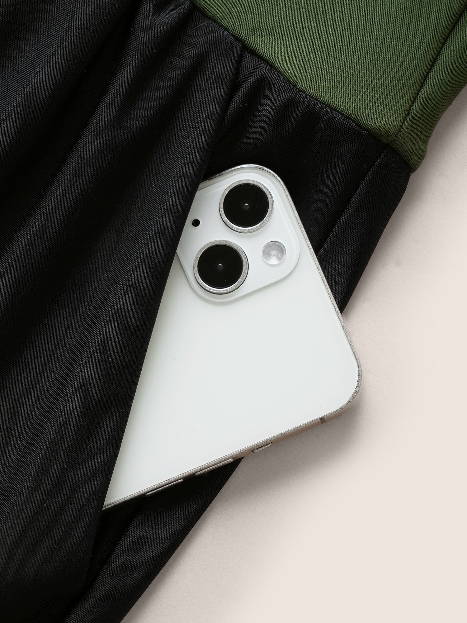 a09e8d04-b54b-4d35-a7b6-46e74c662742