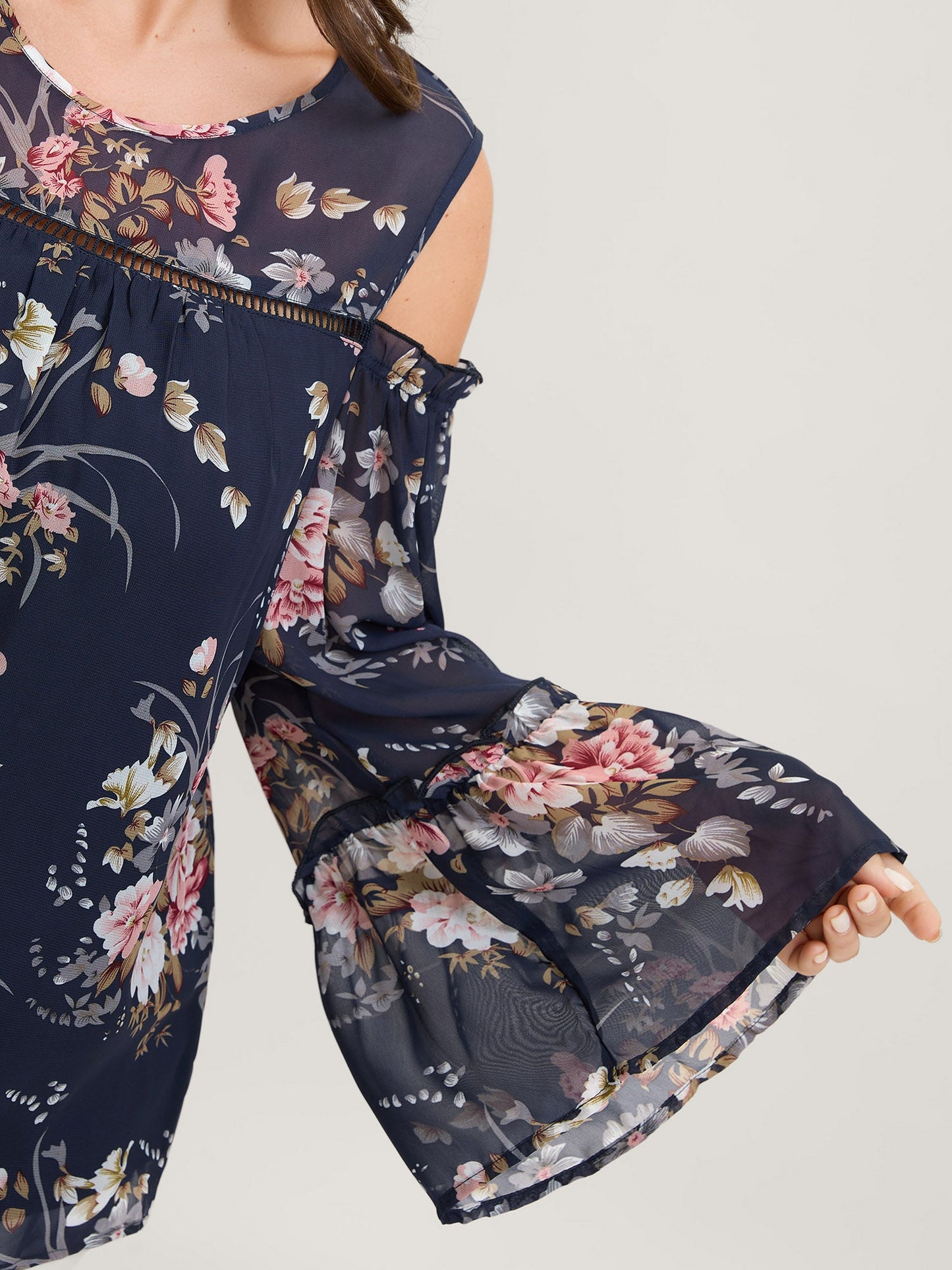 b1b7e23a-0c81-40ae-bc57-6a364c8b83ee