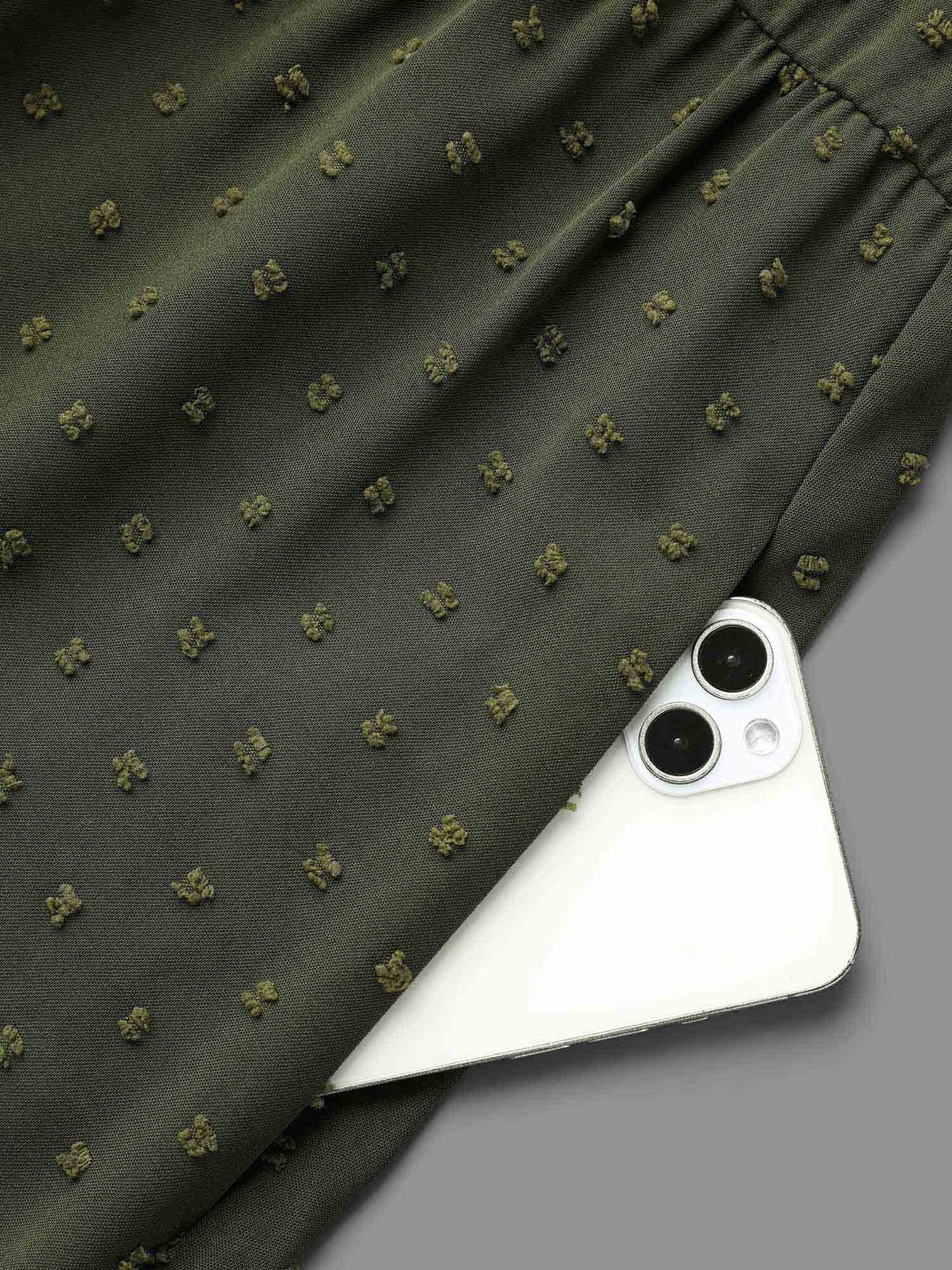 50cd9df5-25e8-41f3-99a4-e5c607e471ed