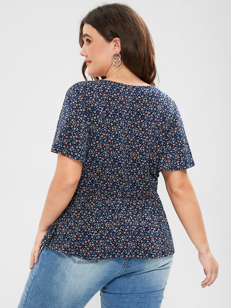 Ditsy Floral Button Ruffles V Neck T-shirt