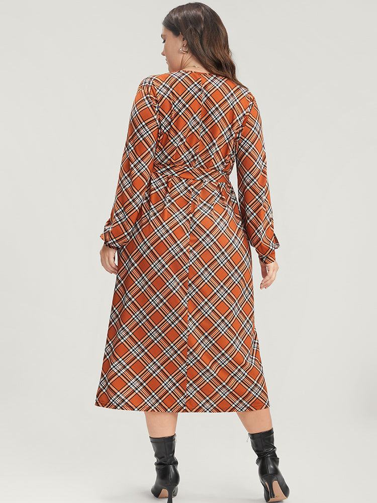 Tartan Round Neck Pocket Belted Midi Dress